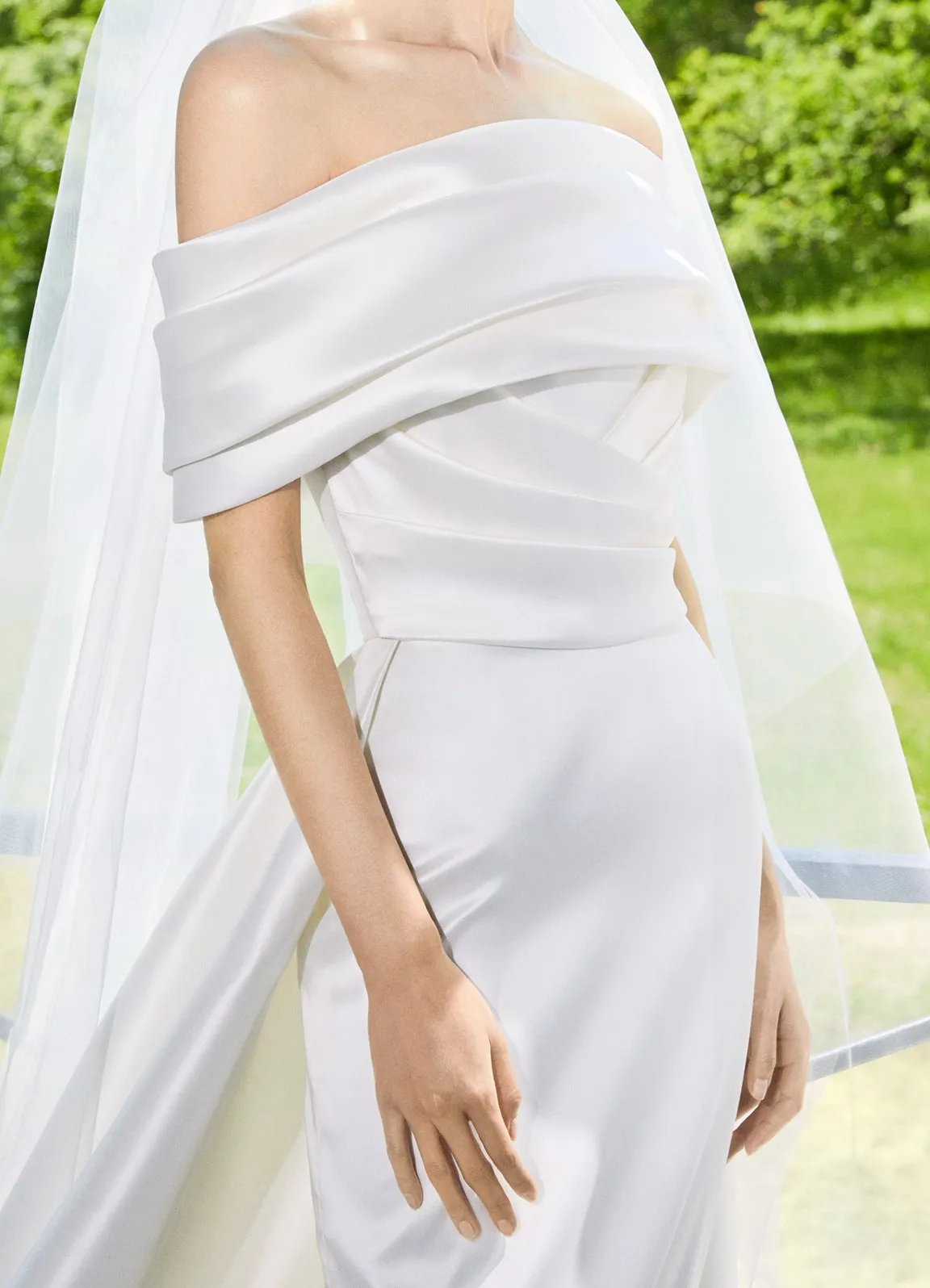 Look 11 sold by Elie Saab product image thumbnail 2