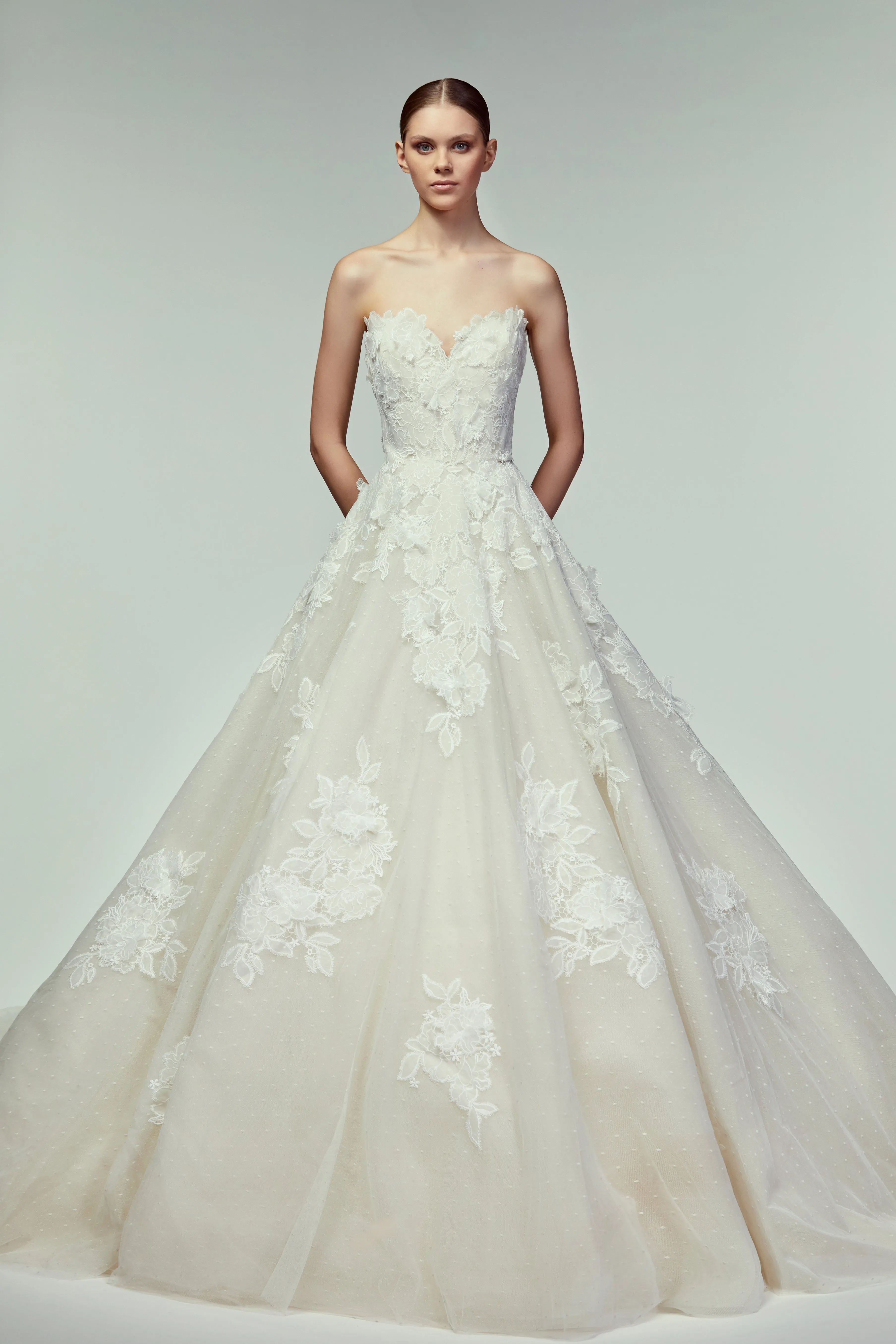 Look 7 sold by Elie Saab product image thumbnail 3