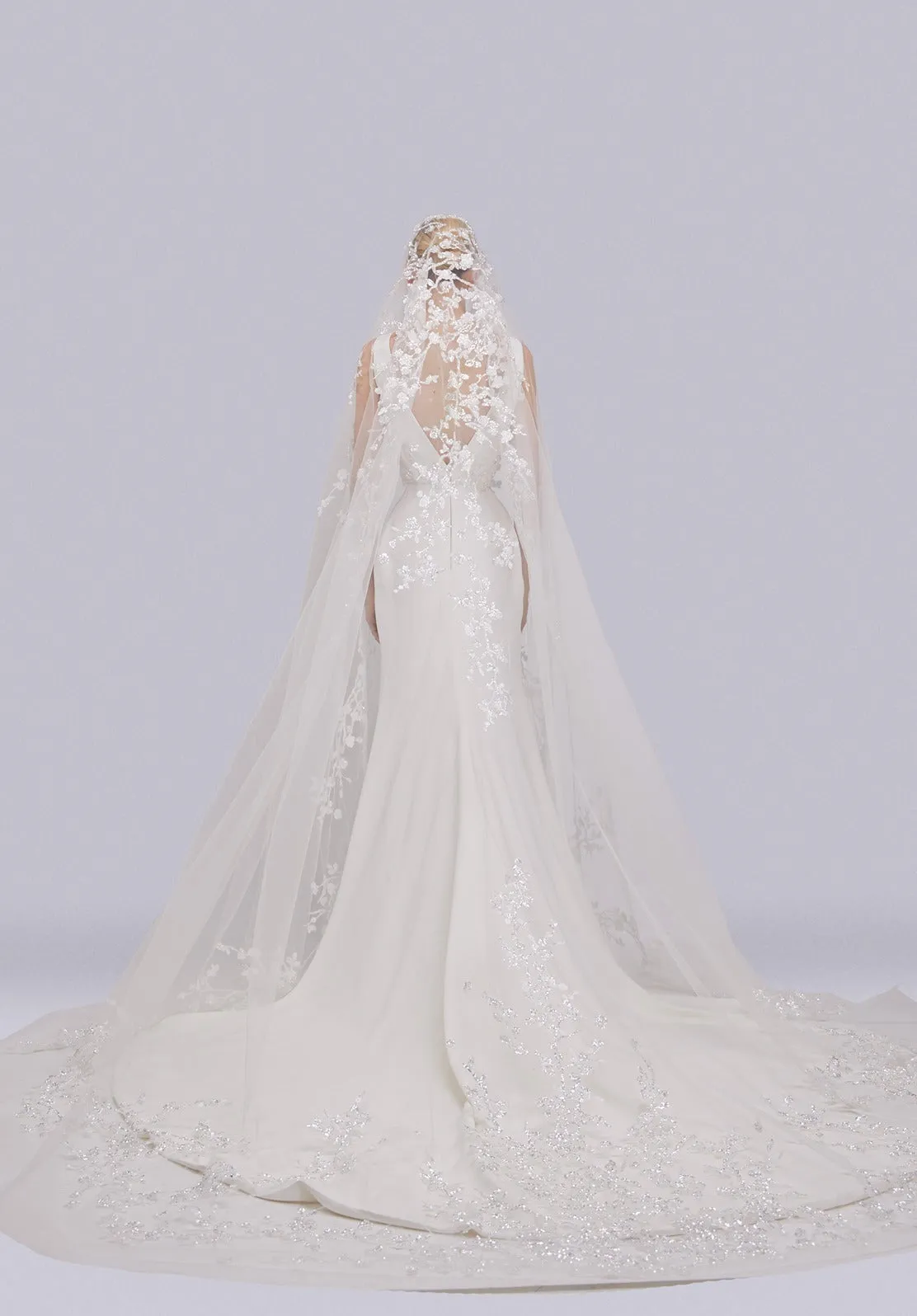 Look 4 sold by Elie Saab product image thumbnail 5