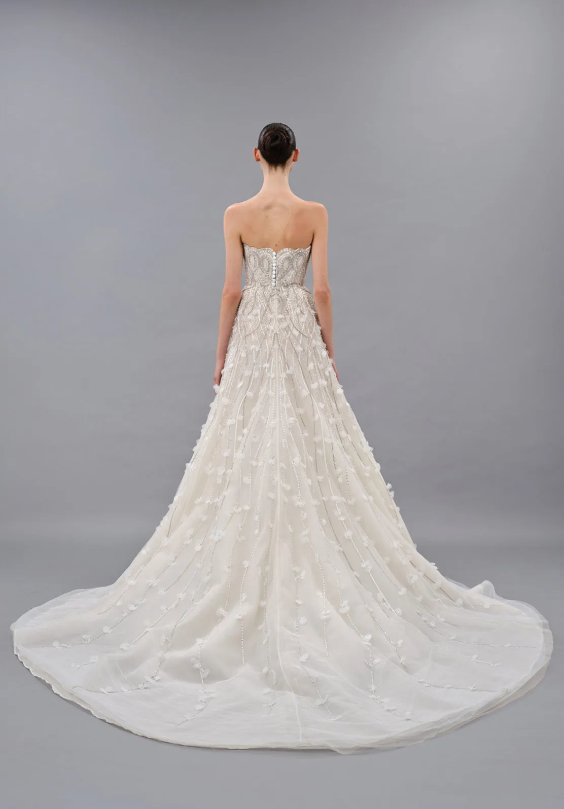 LOOK 14 sold by Elie Saab product image thumbnail 4