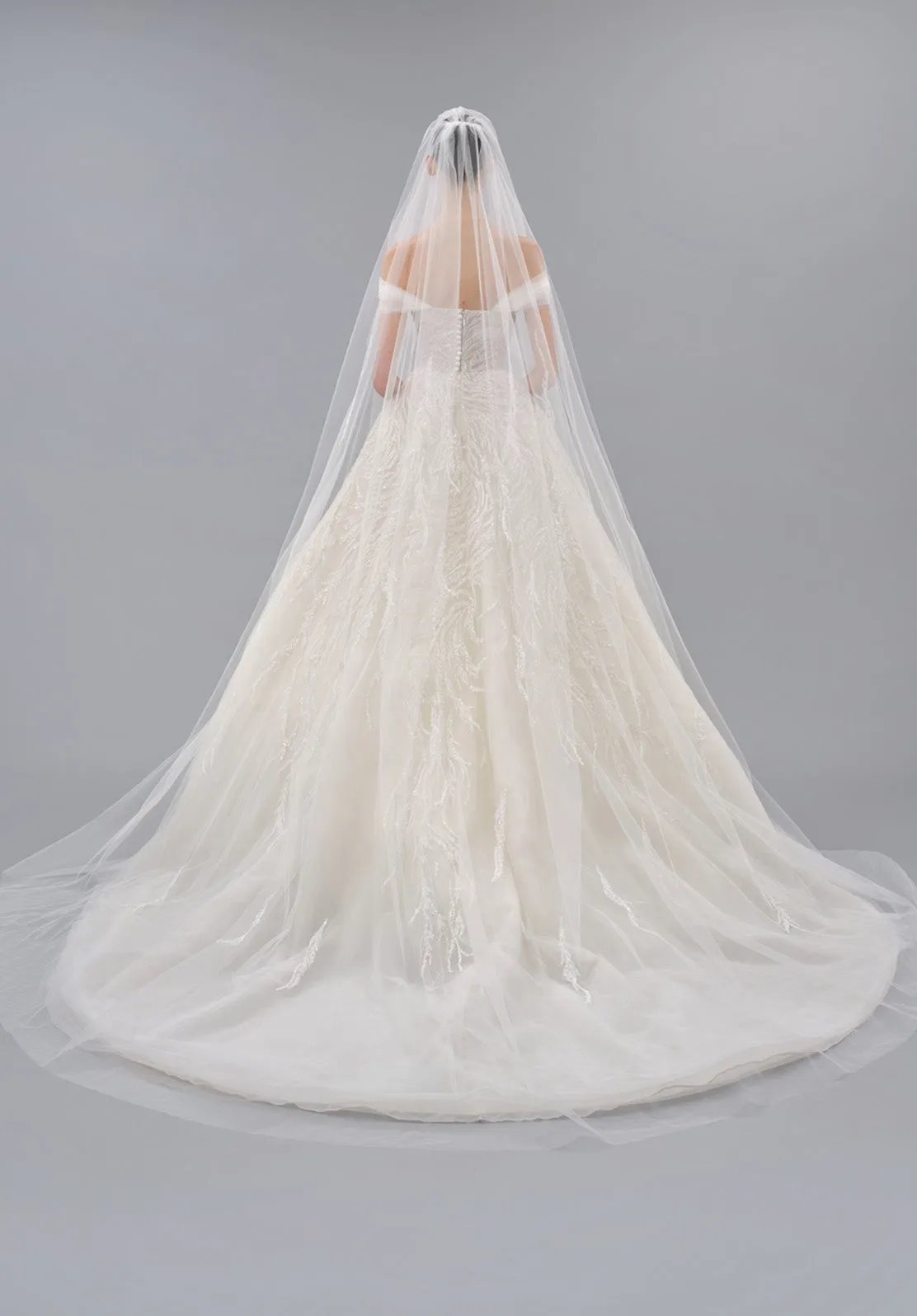 LOOK 13 sold by Elie Saab product image thumbnail 4