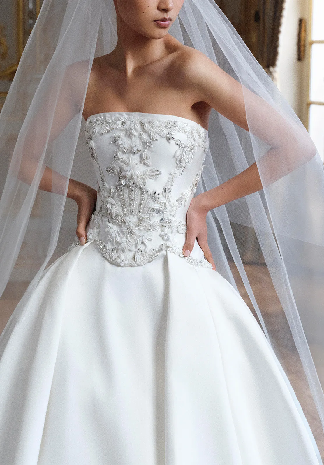 LOOK 11 sold by Elie Saab product image thumbnail 2