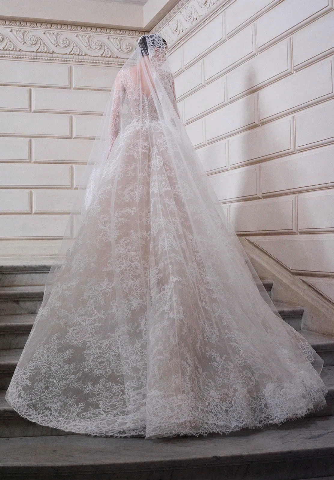 LOOK 7 sold by Elie Saab product image thumbnail 3