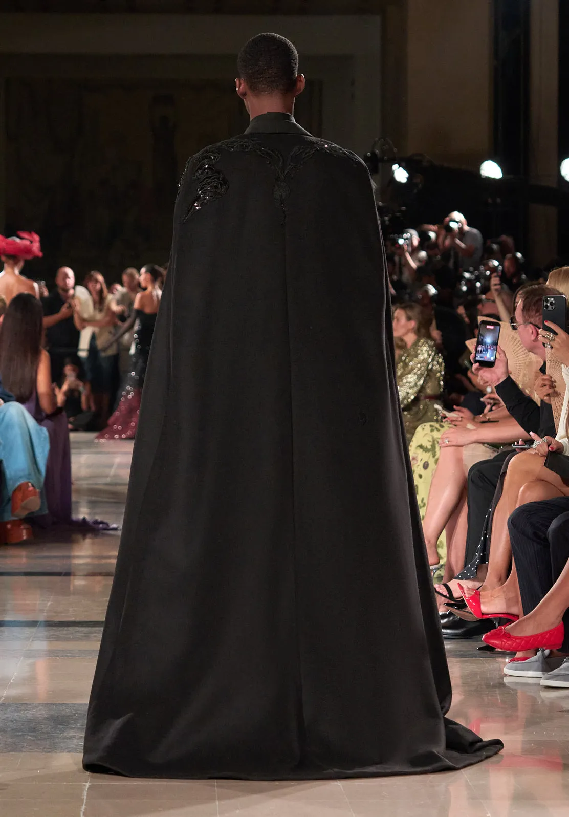 Look 44 sold by Elie Saab product image thumbnail 2