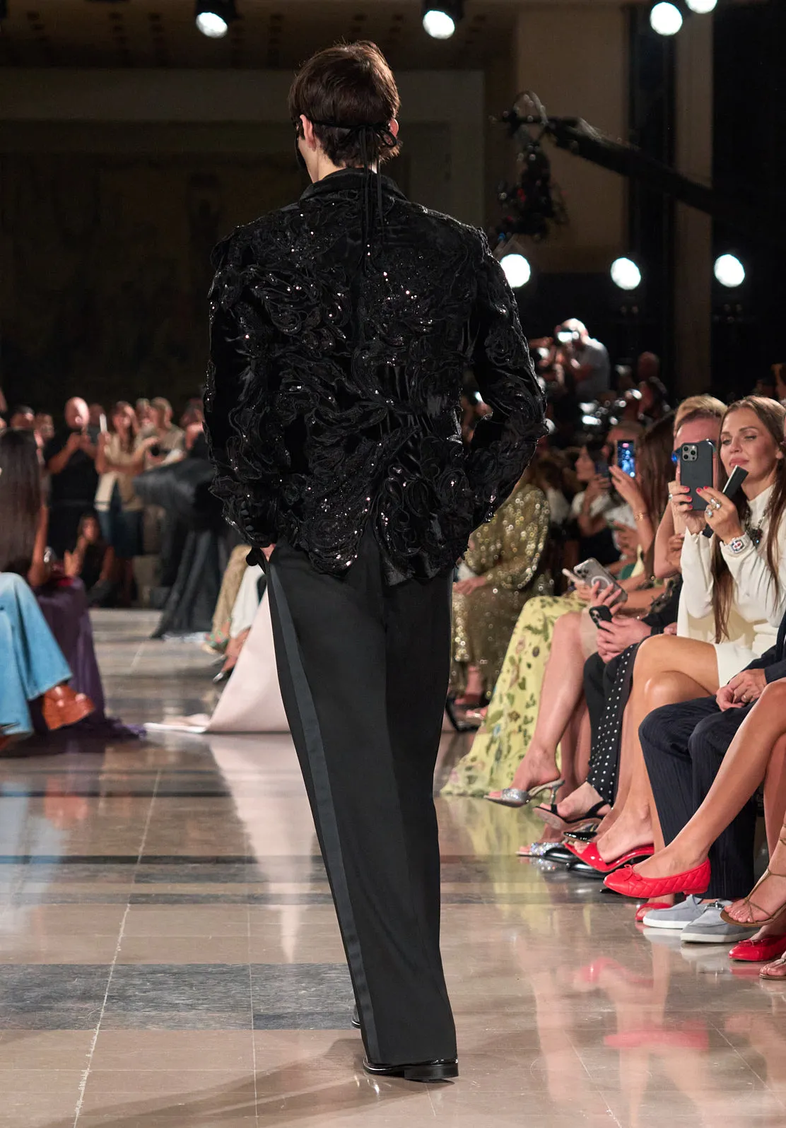 Look 17 sold by Elie Saab product image thumbnail 2