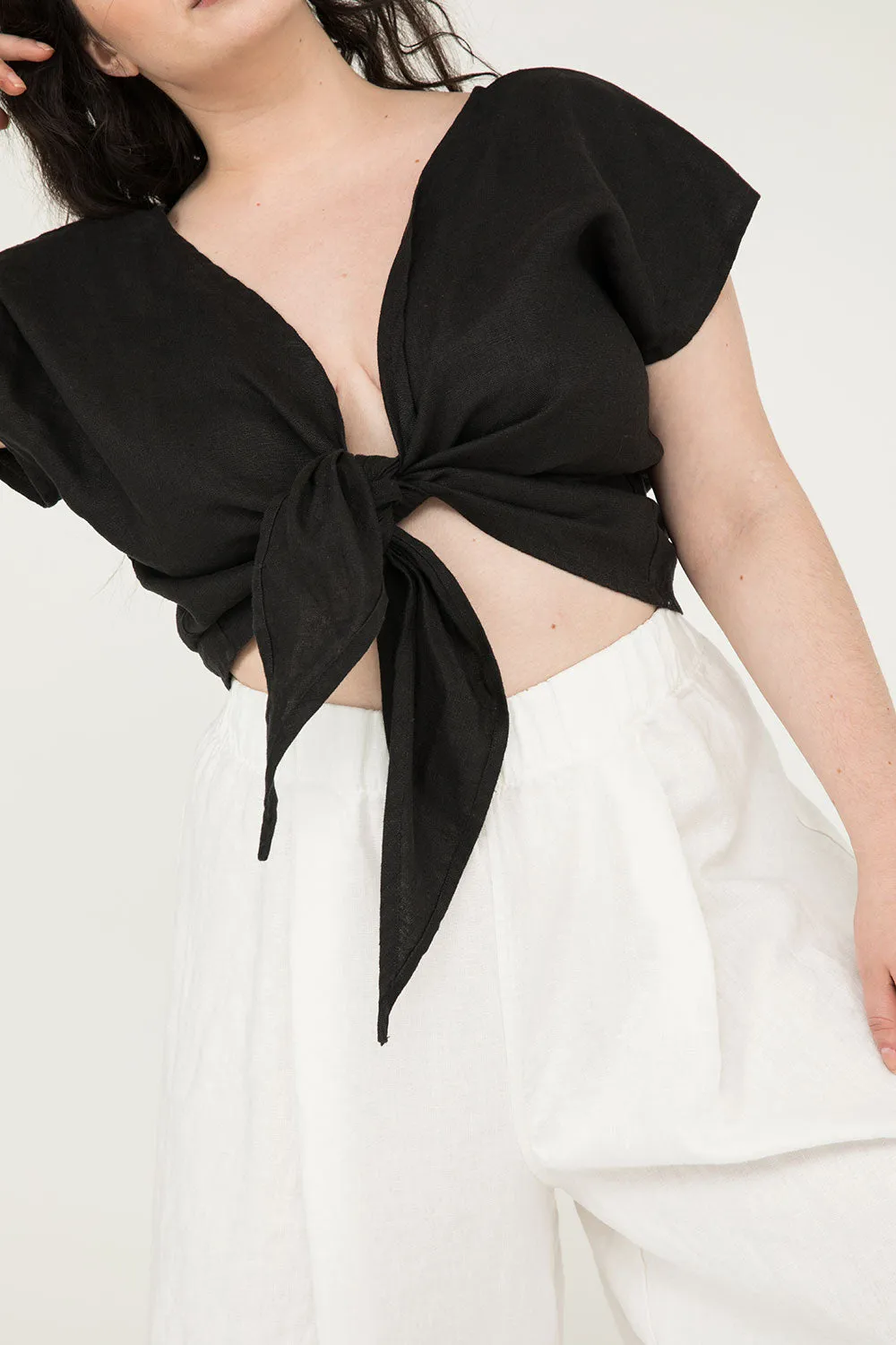 Maxine Crop Digital Sewing Pattern sold by Elizabeth Suzann product image thumbnail 2