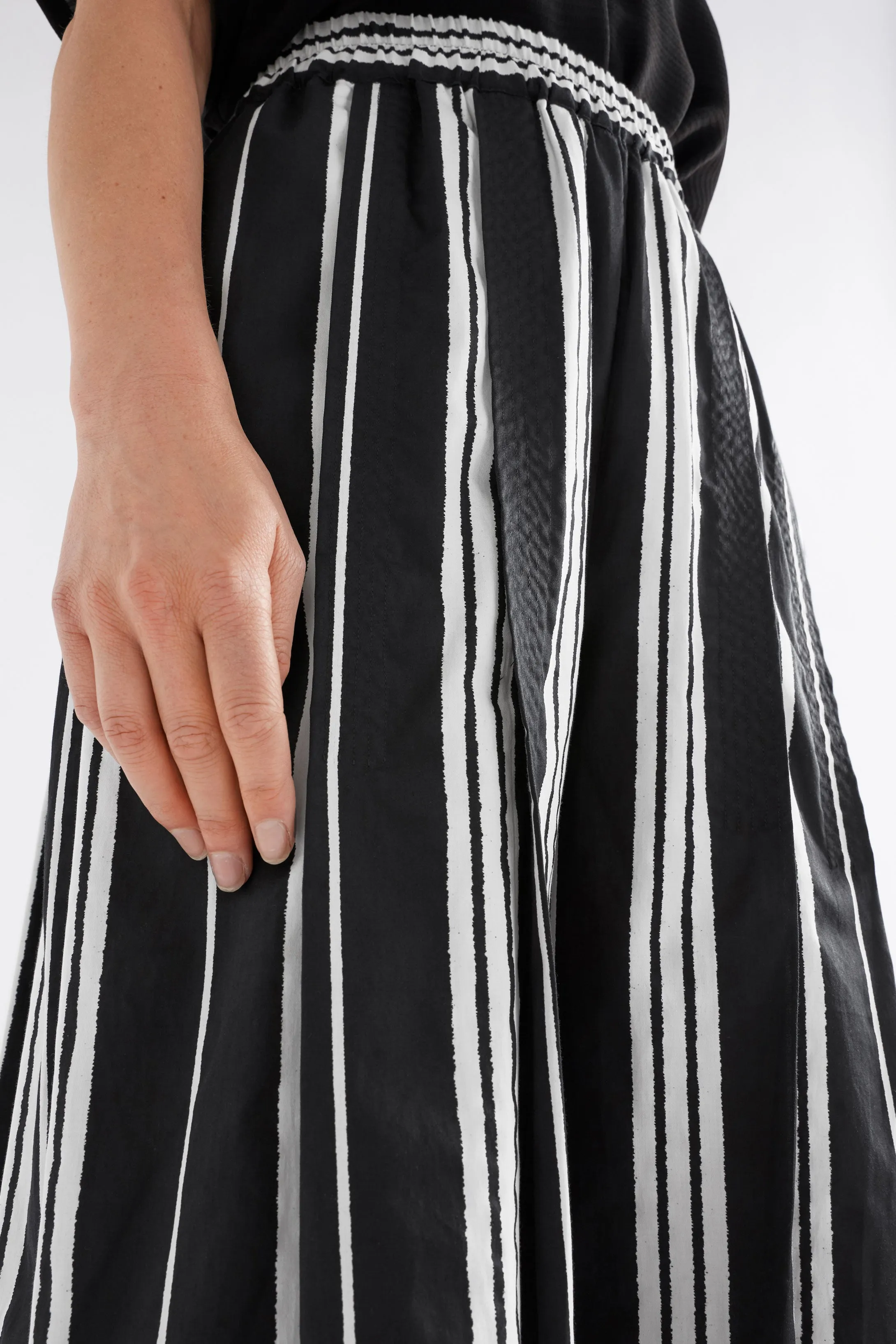 Reza Pant sold by Elk product image thumbnail 4