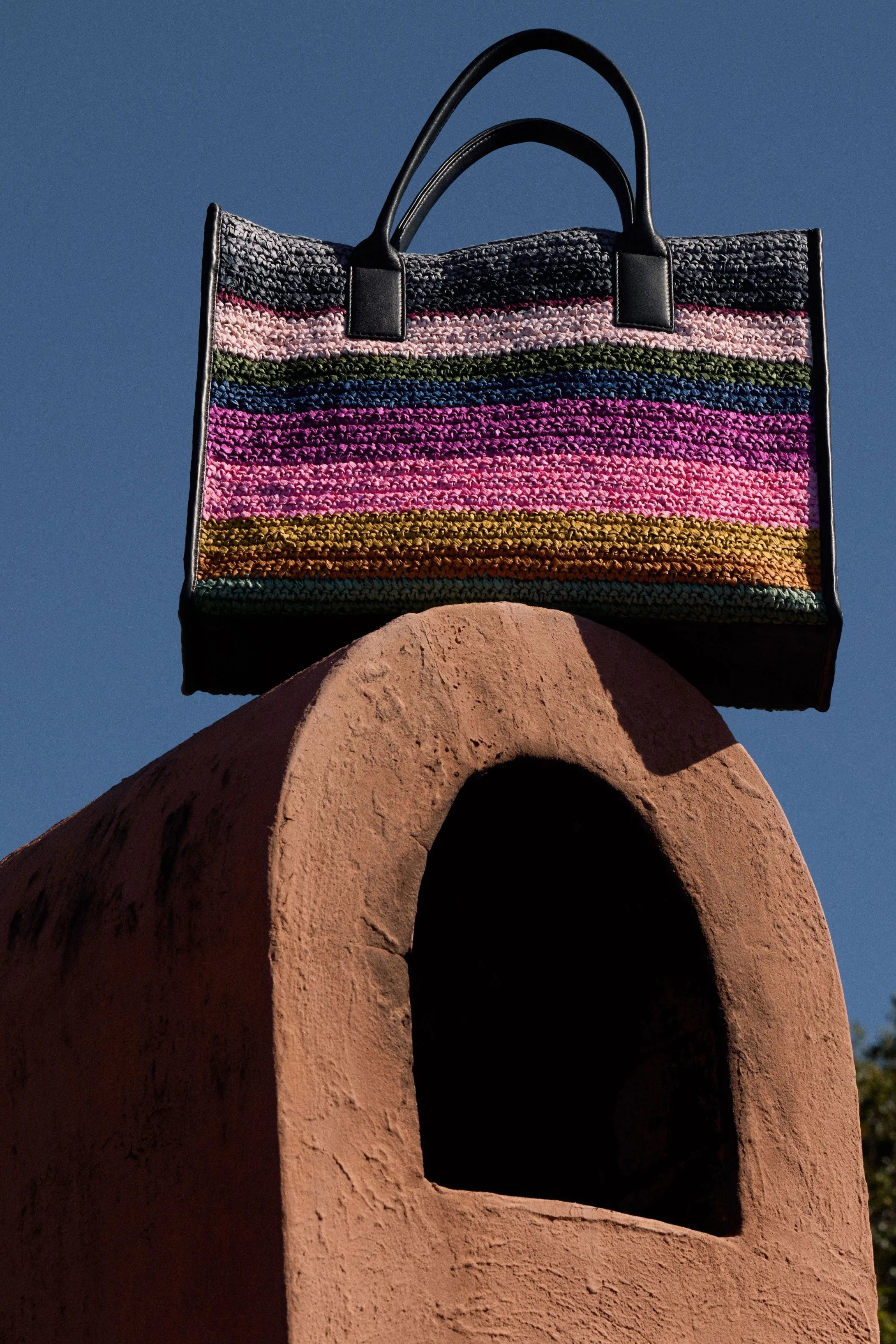 Vavda Tote sold by Elk product image thumbnail 2