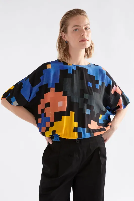 Moda Top sold by Elk