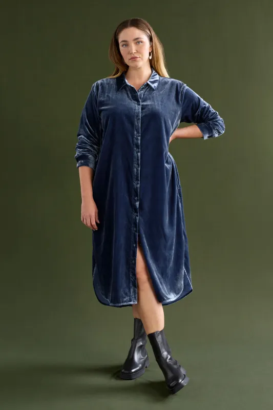 Suuri Velvet Dress sold by Elk