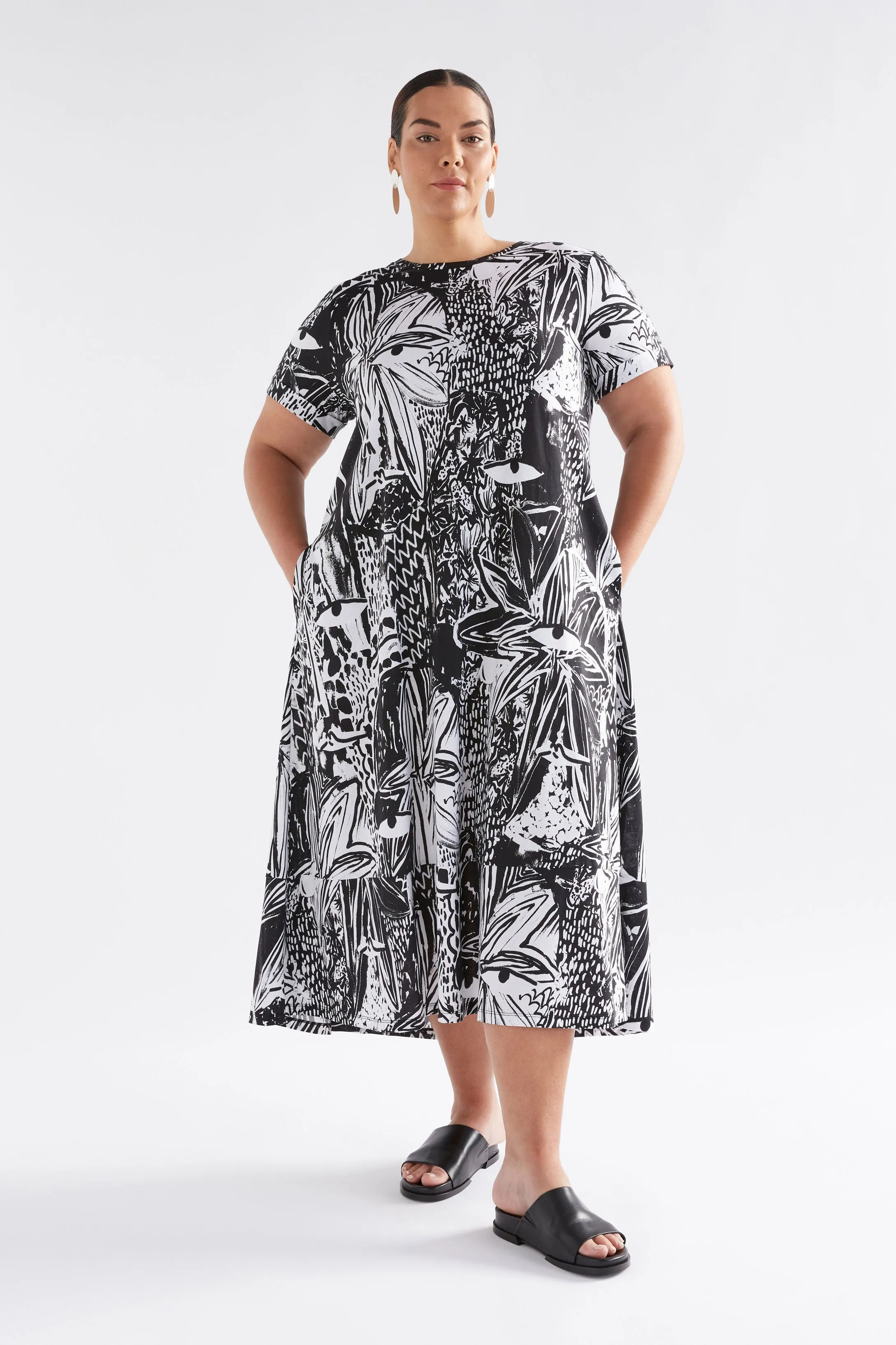 Haki Dress Tropea Print sold by Elk product image thumbnail 2