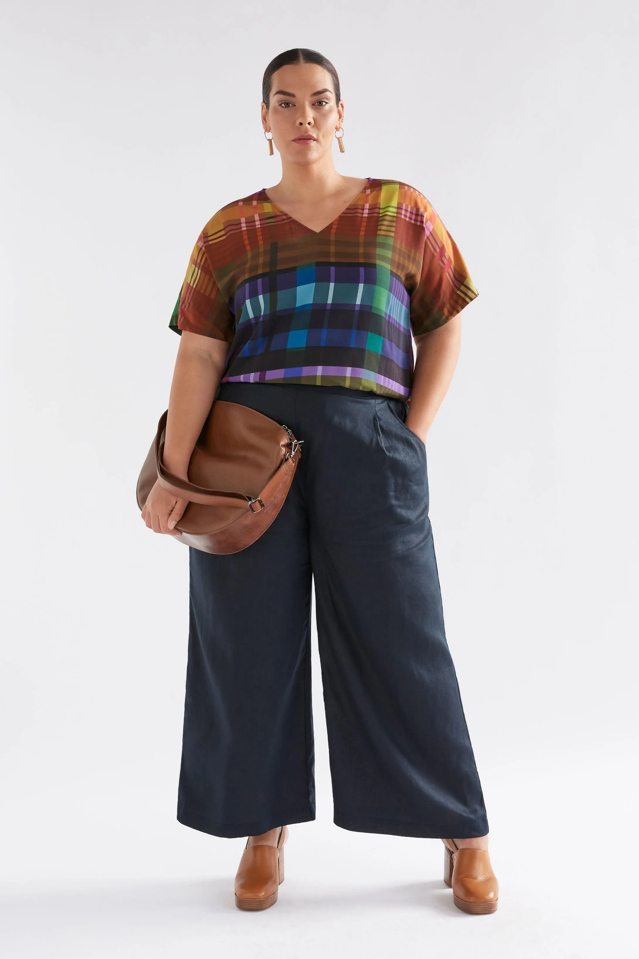 Ideell V Neck Top sold by Elk product image thumbnail 3