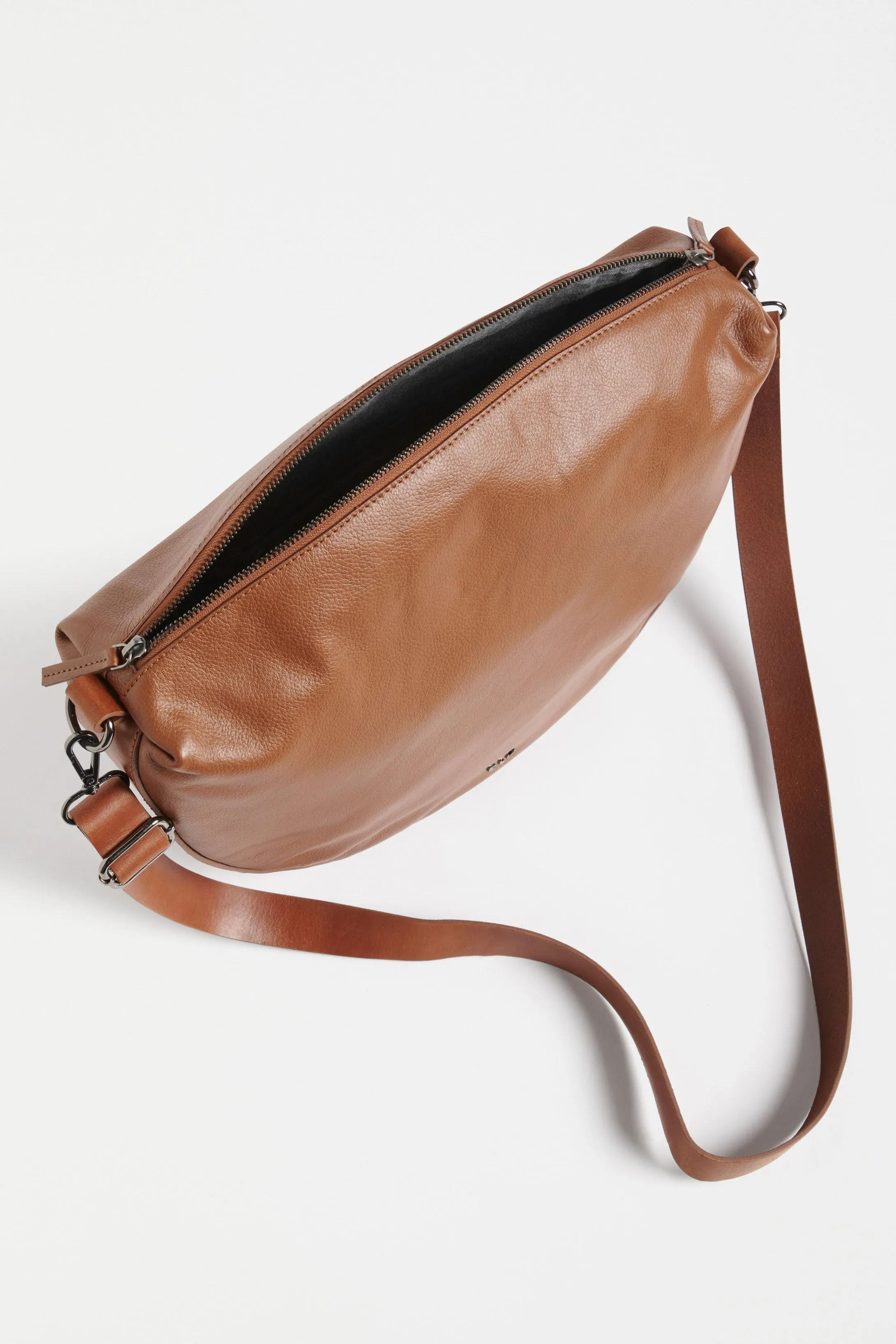 Ilin Crossbody Bag sold by Elk product image thumbnail 5