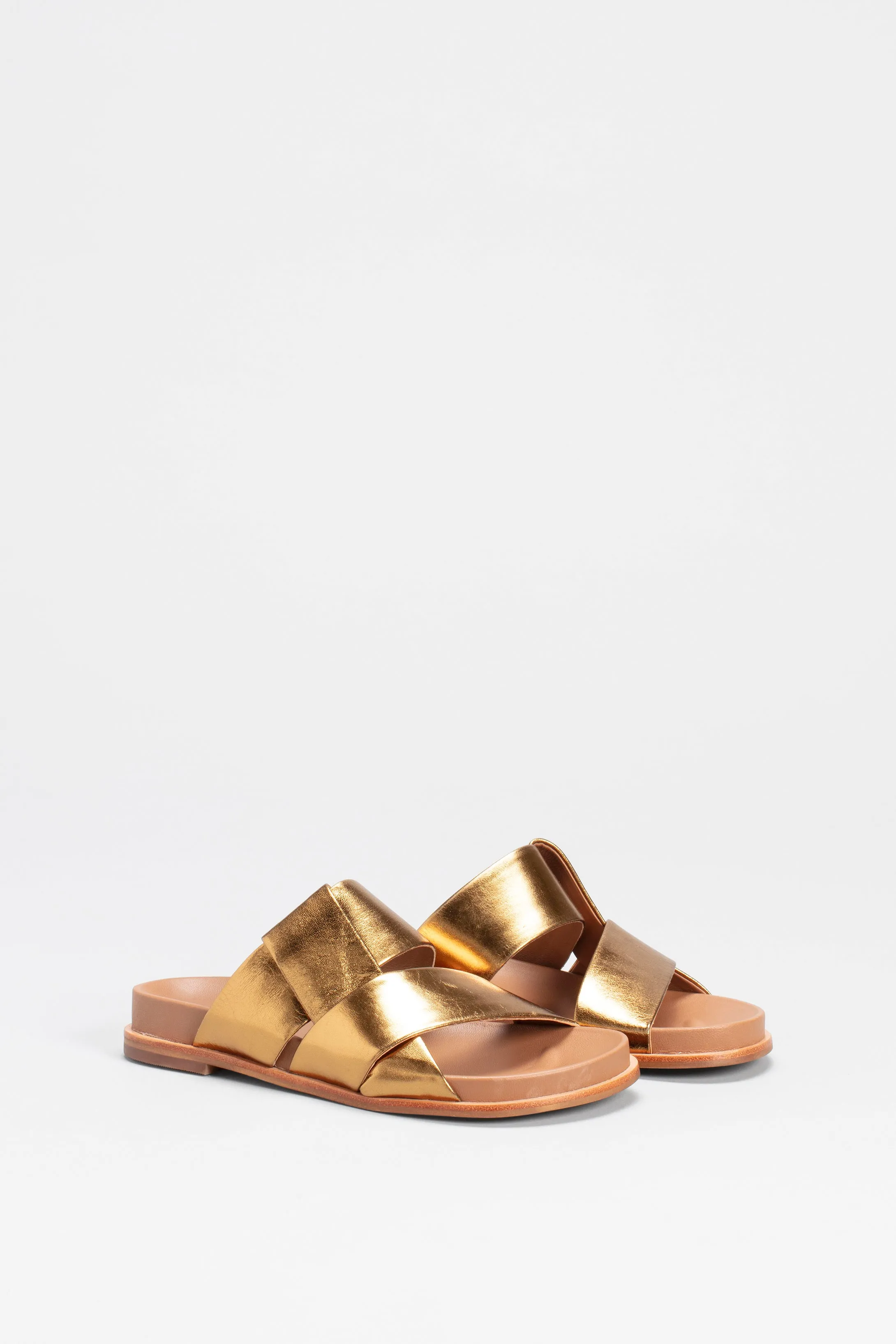 Uma Slide sold by Elk product image thumbnail 2