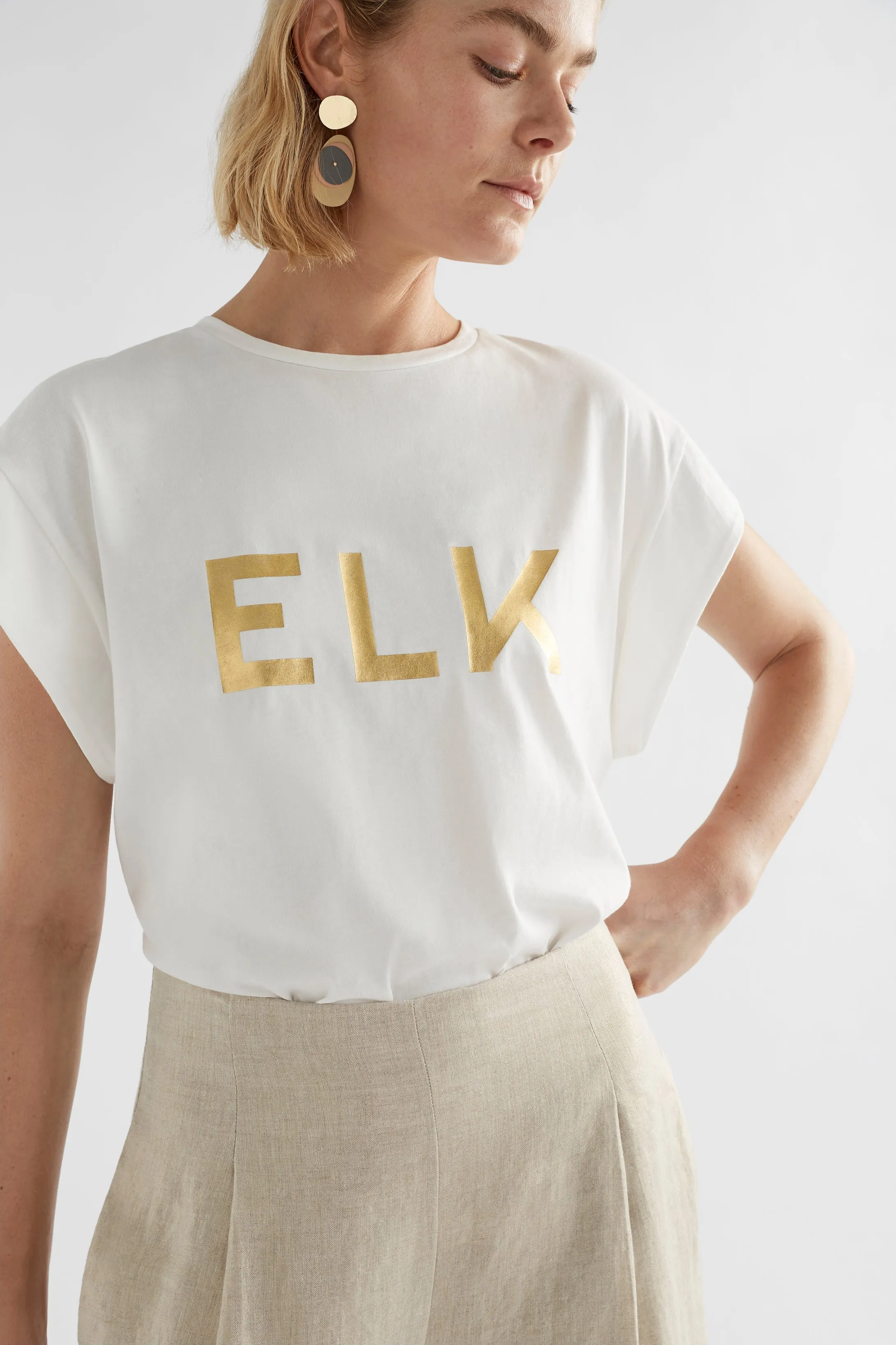 Lange Tee sold by Elk