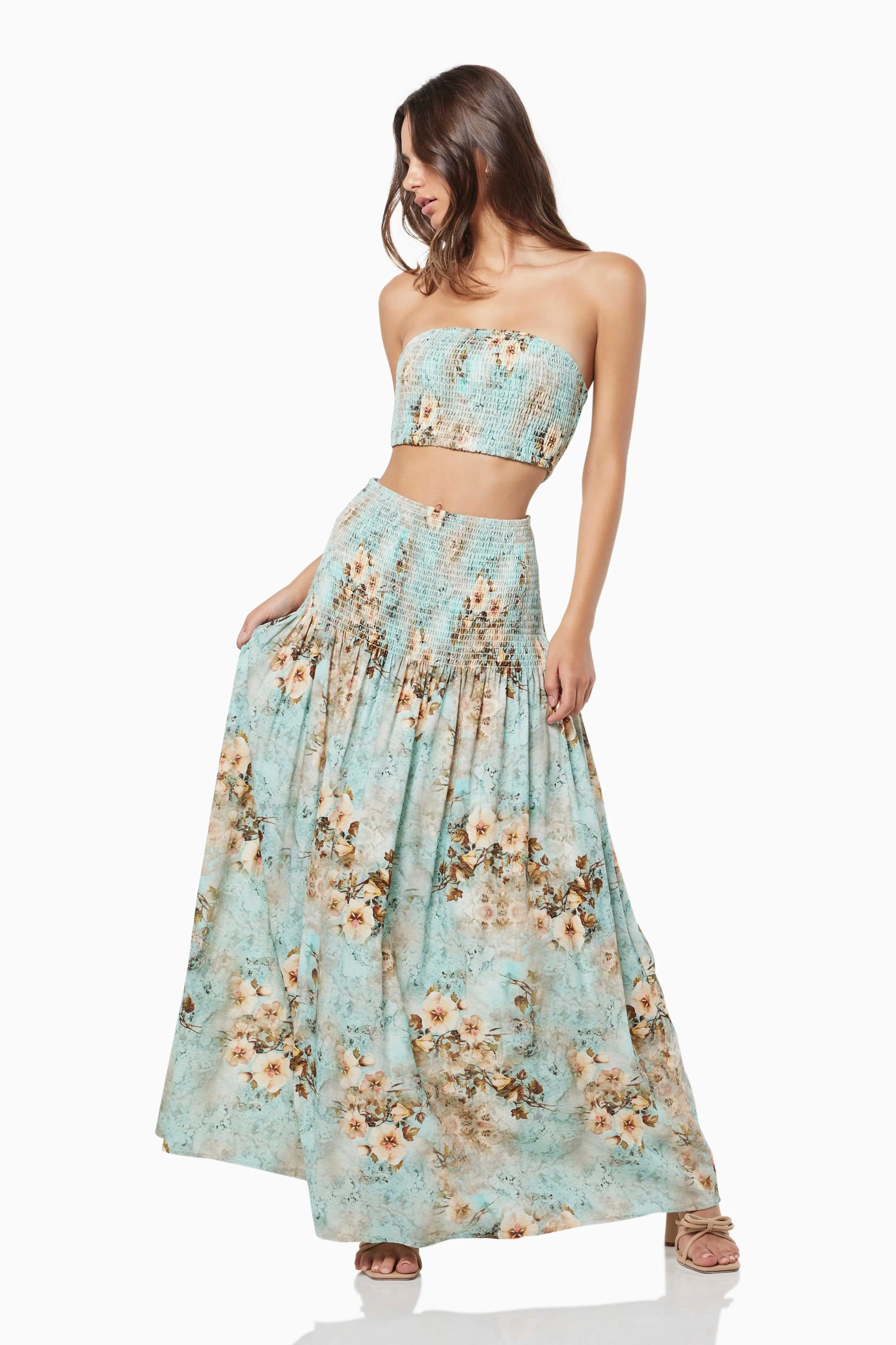 Caroling Top In Green sold by Elliatt product image thumbnail 4