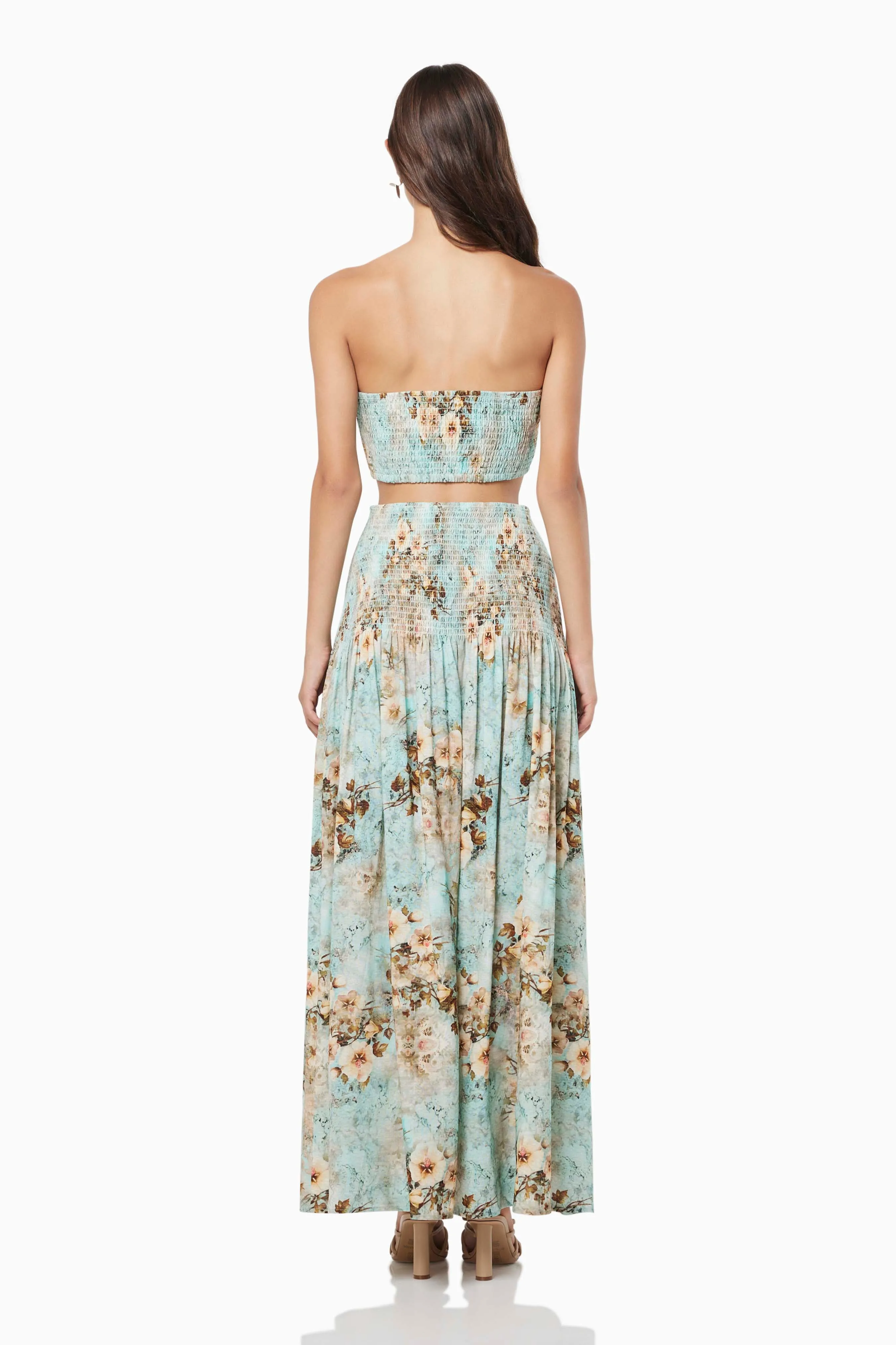 Caroling Top In Green sold by Elliatt product image thumbnail 5