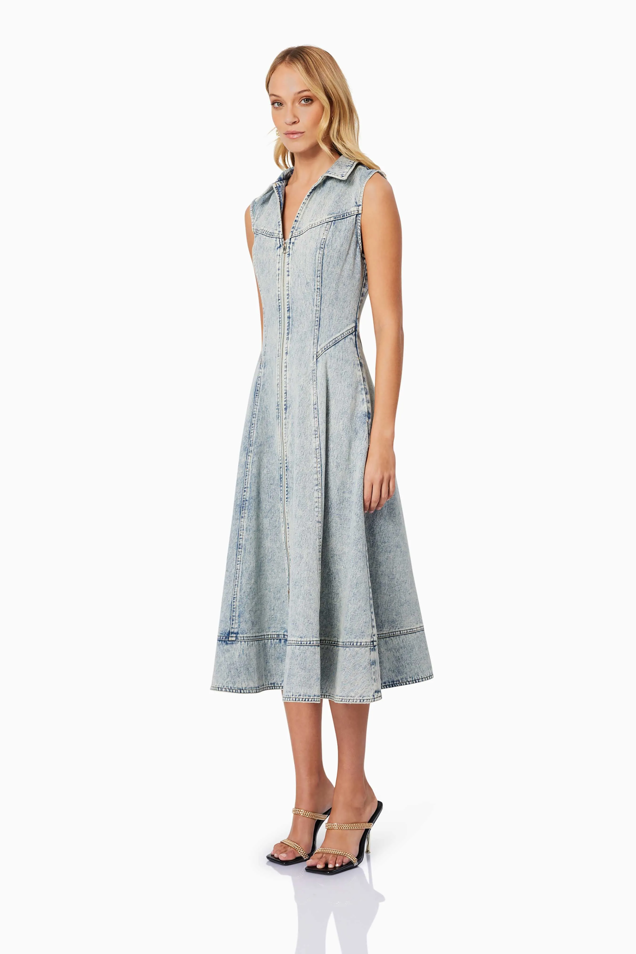 Giselle Denim Midi Dress in Blue sold by Elliatt product image thumbnail 3