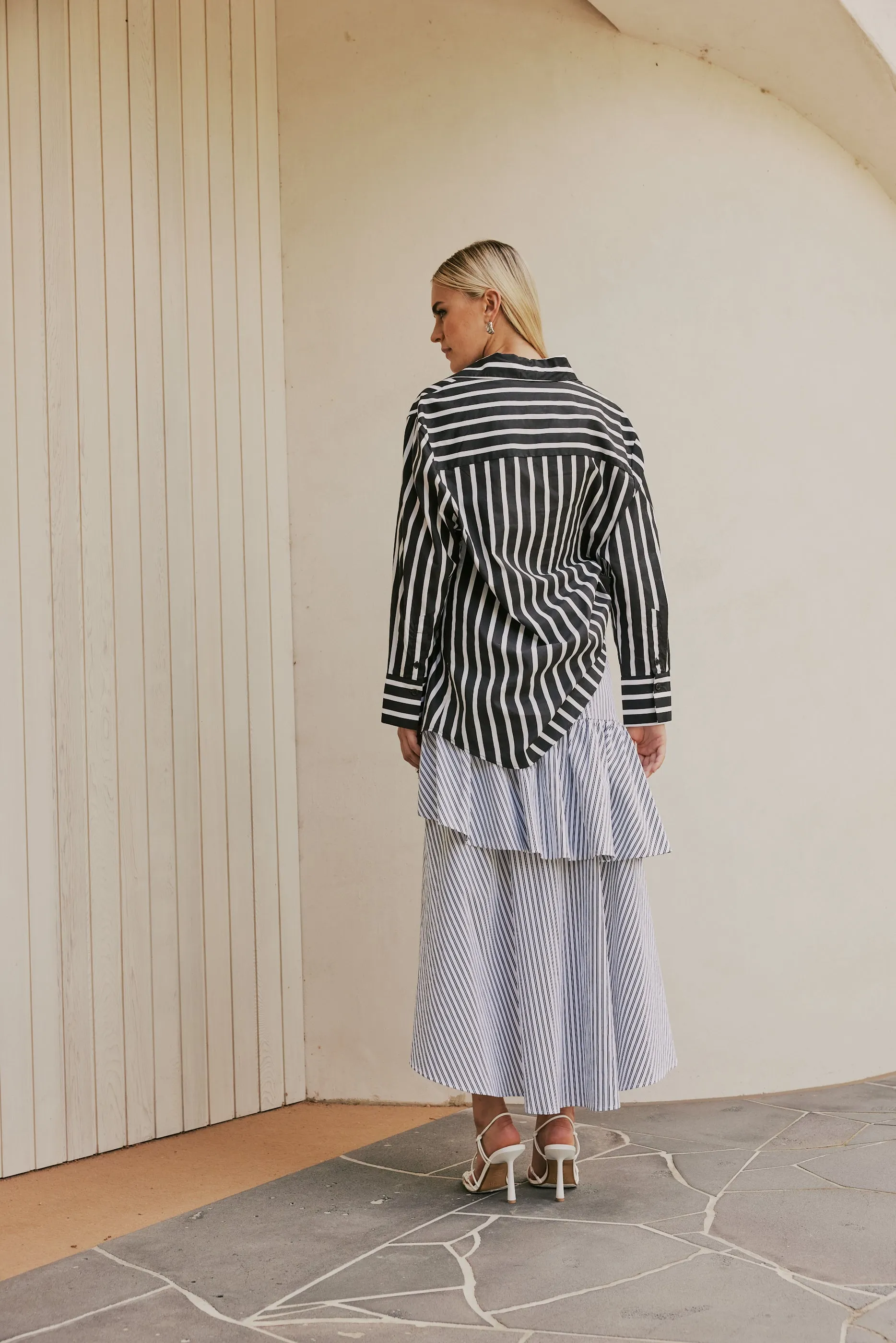 CURAAE Azalea Oversized Striped Shirt In Black & White sold by Elliatt product image thumbnail 4
