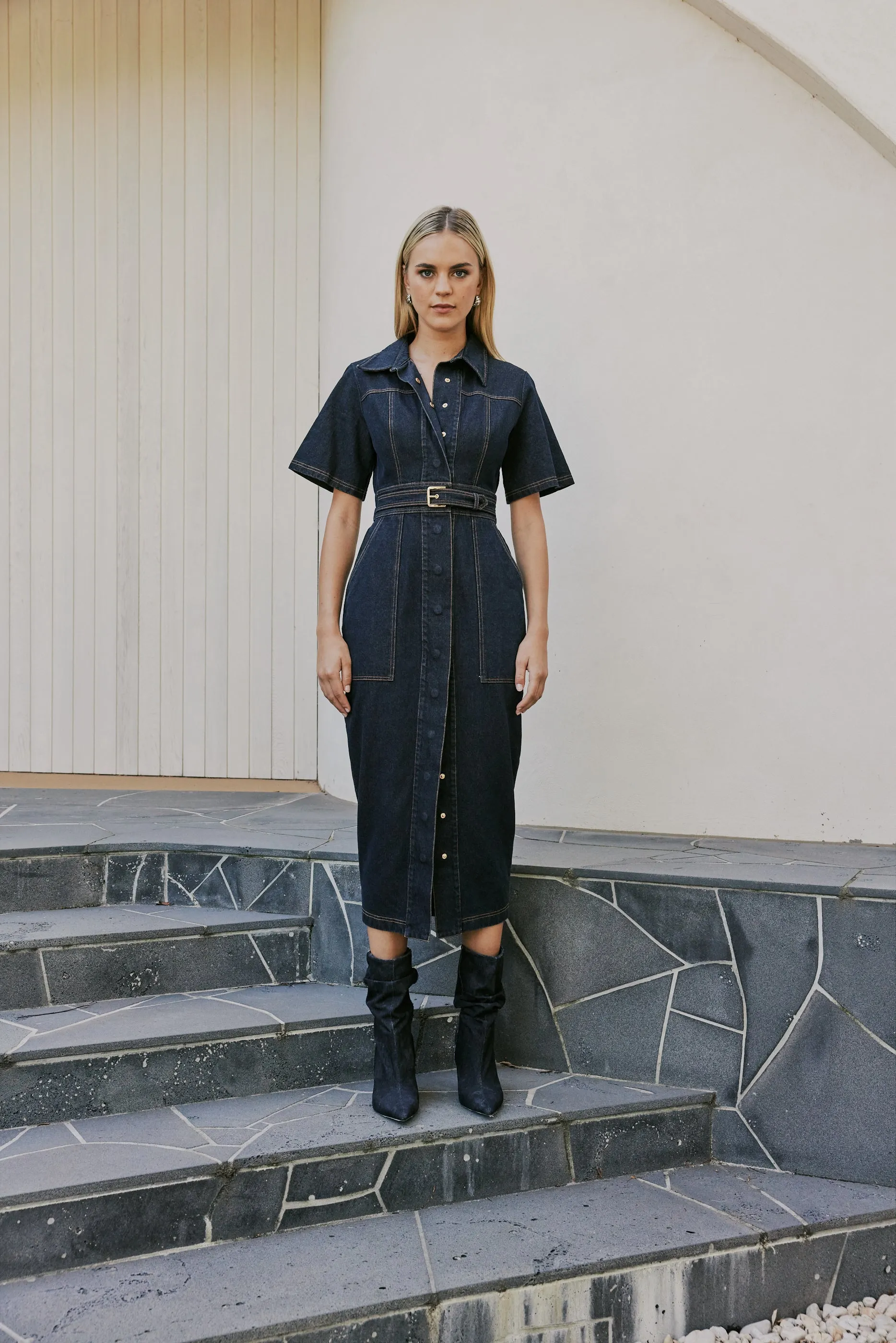 CURAAE Elysia Midi Shirt Belt Denim Dress sold by Elliatt product image thumbnail 3