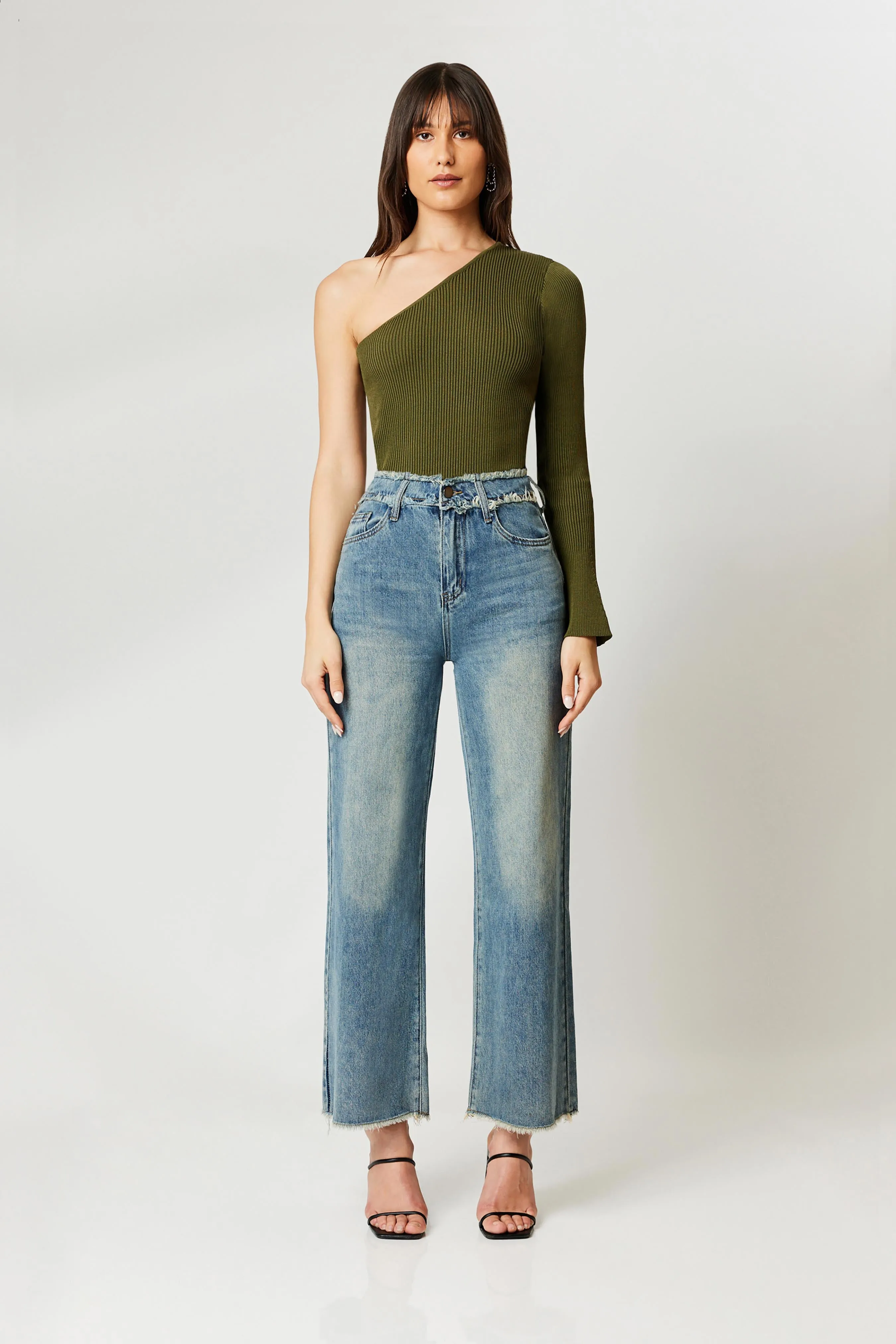 CURAAE Cataonia Top Black sold by Elliatt