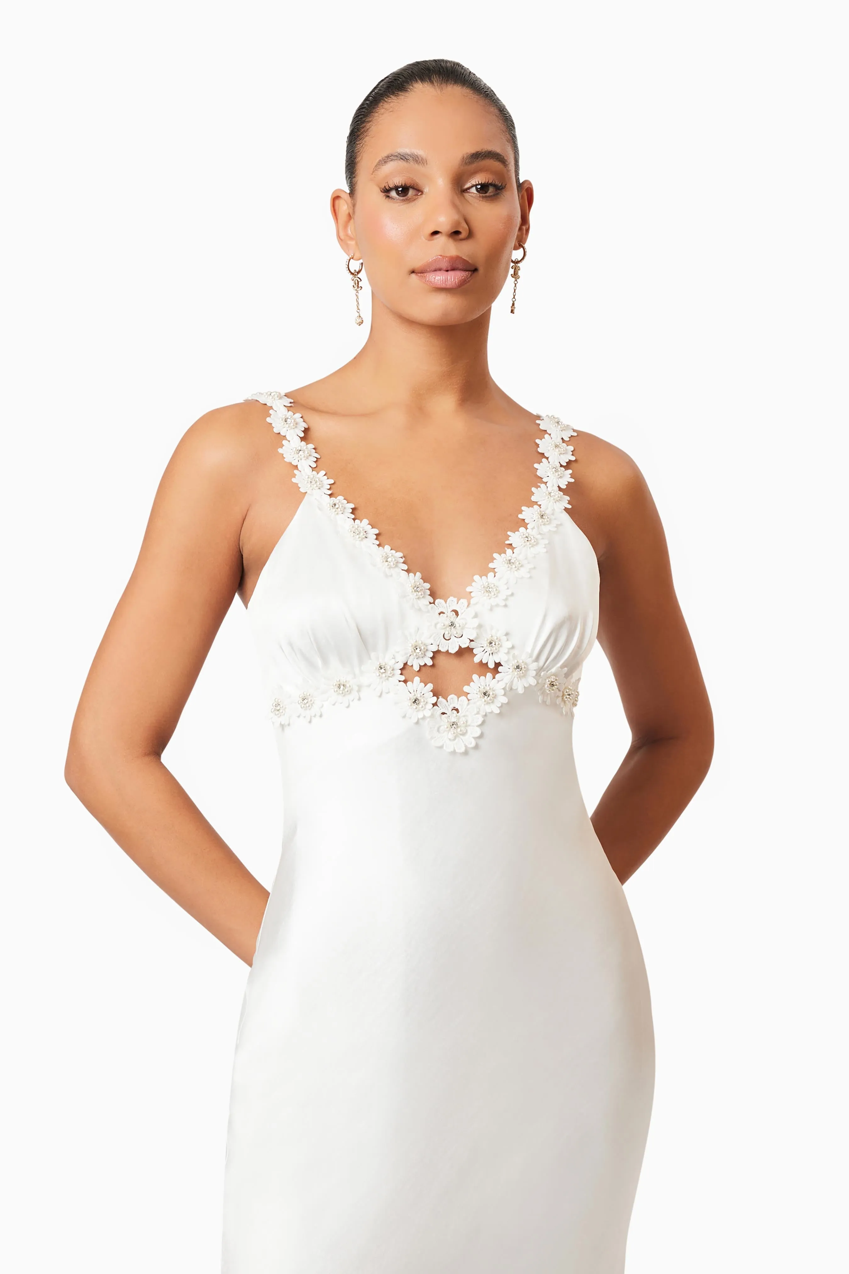 Clarissa Maxi In White sold by Elliatt product image thumbnail 5