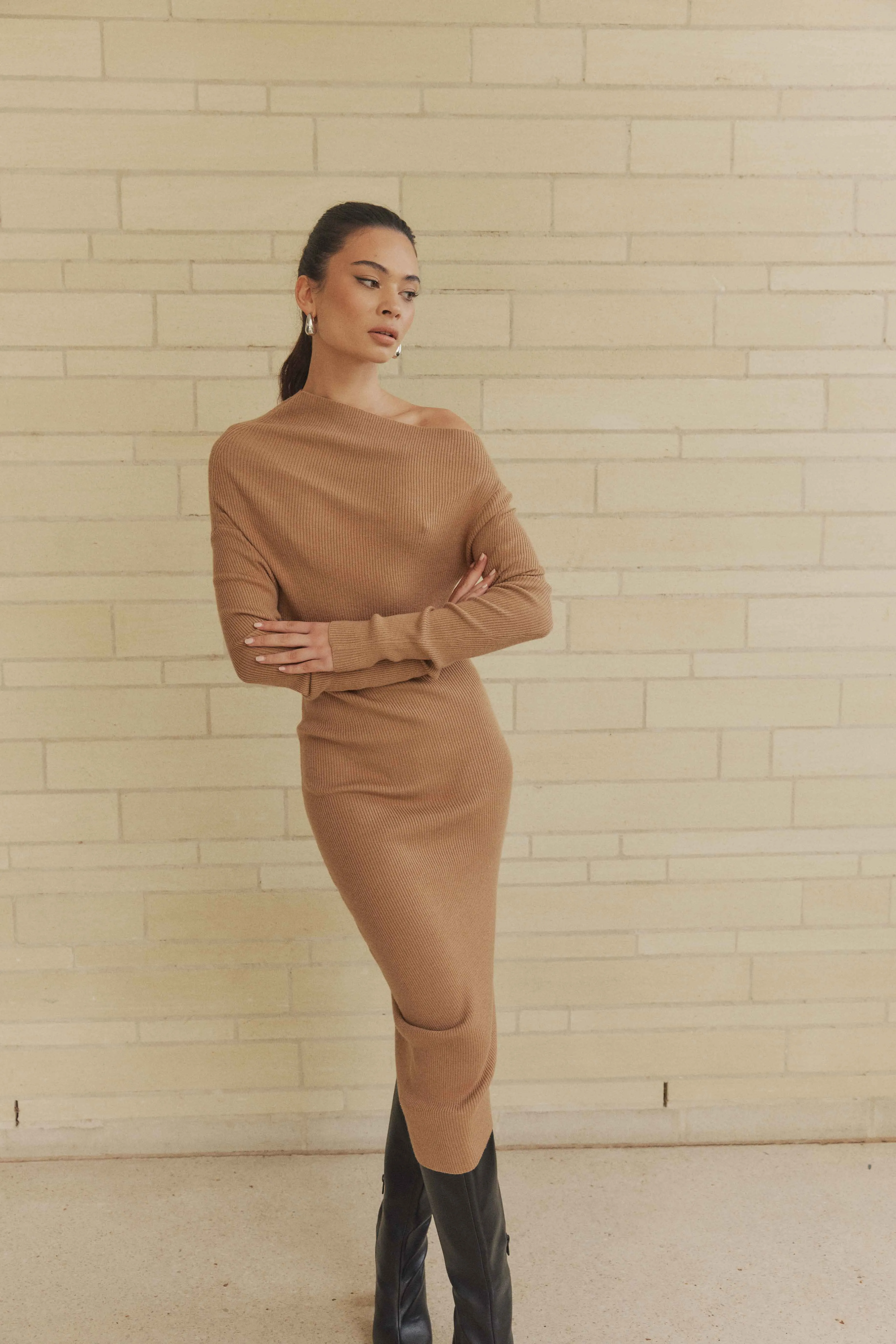 CURAAE Edin Knit Midi Dress In Brown sold by Elliatt product image thumbnail 3