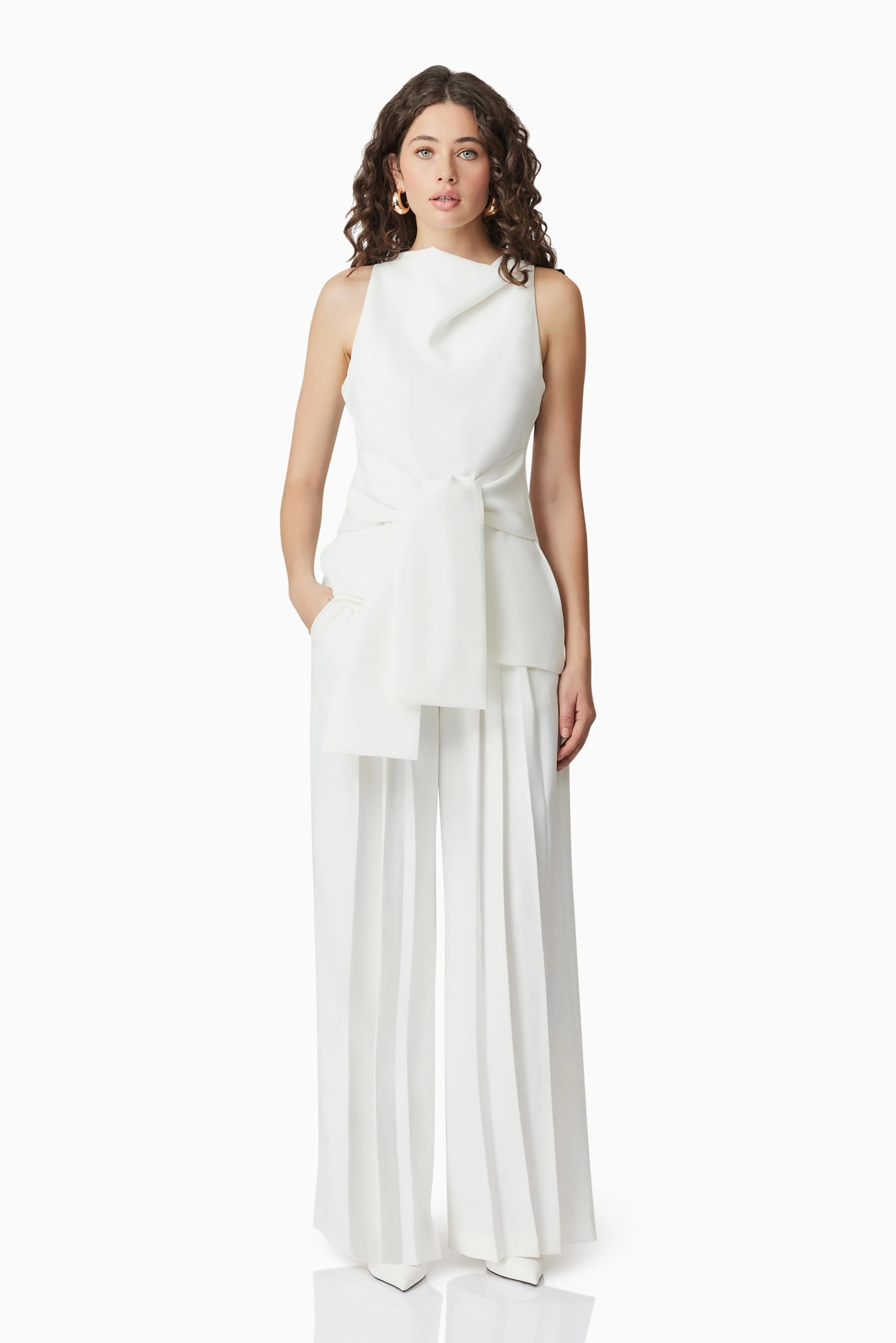 CURAAE Noa Top In White sold by Elliatt product image thumbnail 4