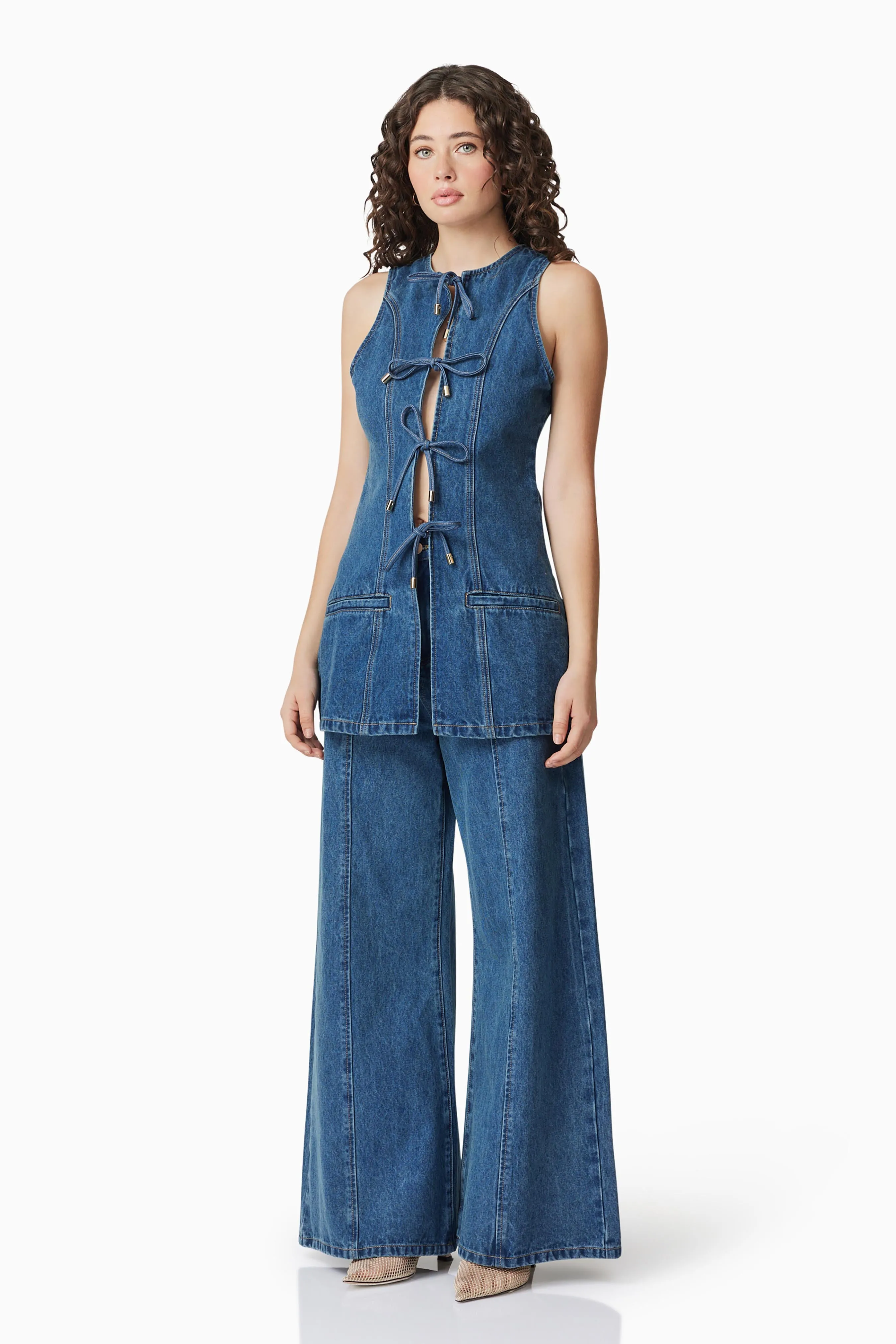 CURAAE Clara Sleeveless Denim Top sold by Elliatt product image thumbnail 2