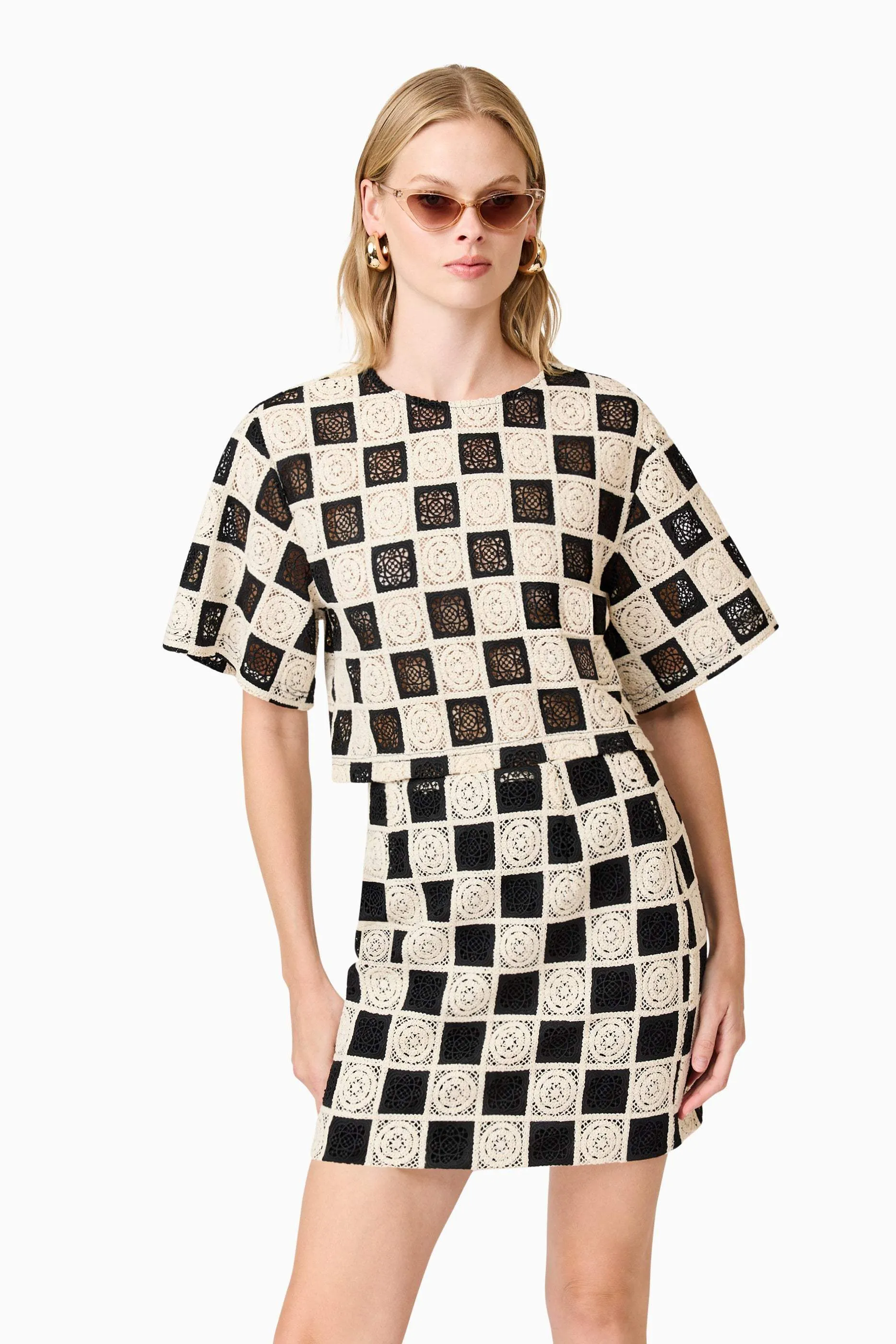 CURAAE Soho Crochet Mini Skirt in Black & White sold by Elliatt product image thumbnail 4