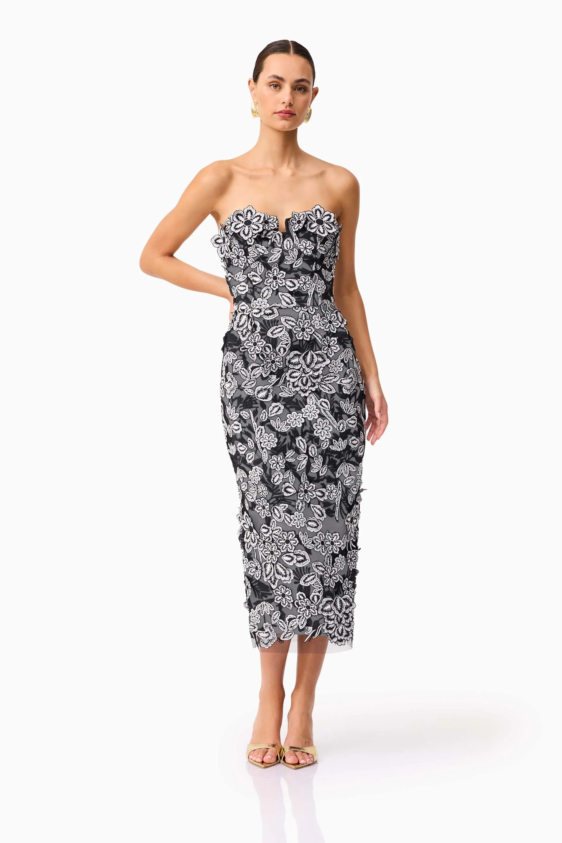 Roseate Strapless Midi Dress in Black sold by Elliatt product image thumbnail 4