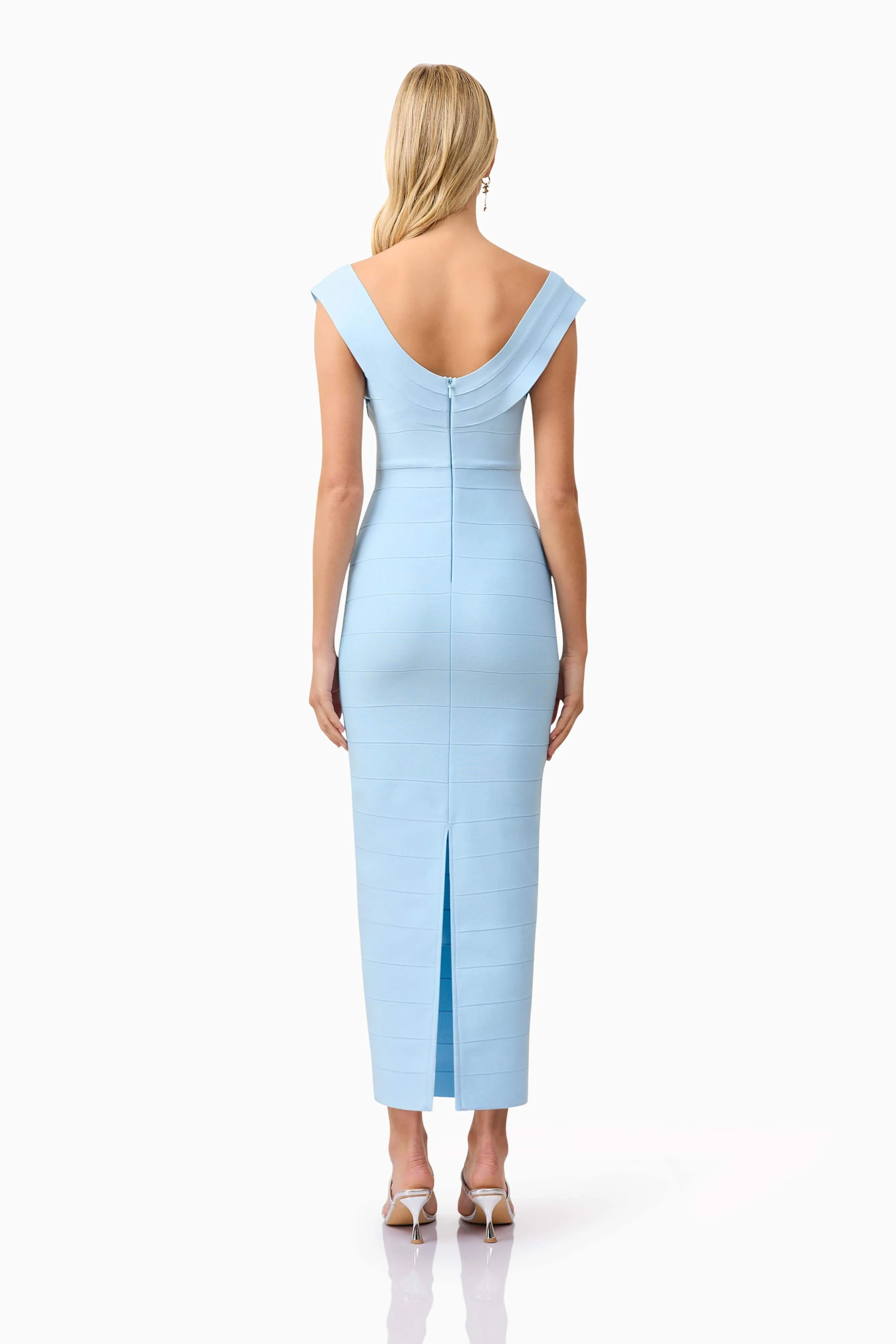 Fiona Fitted Maxi Dress in Blue sold by Elliatt product image thumbnail 5