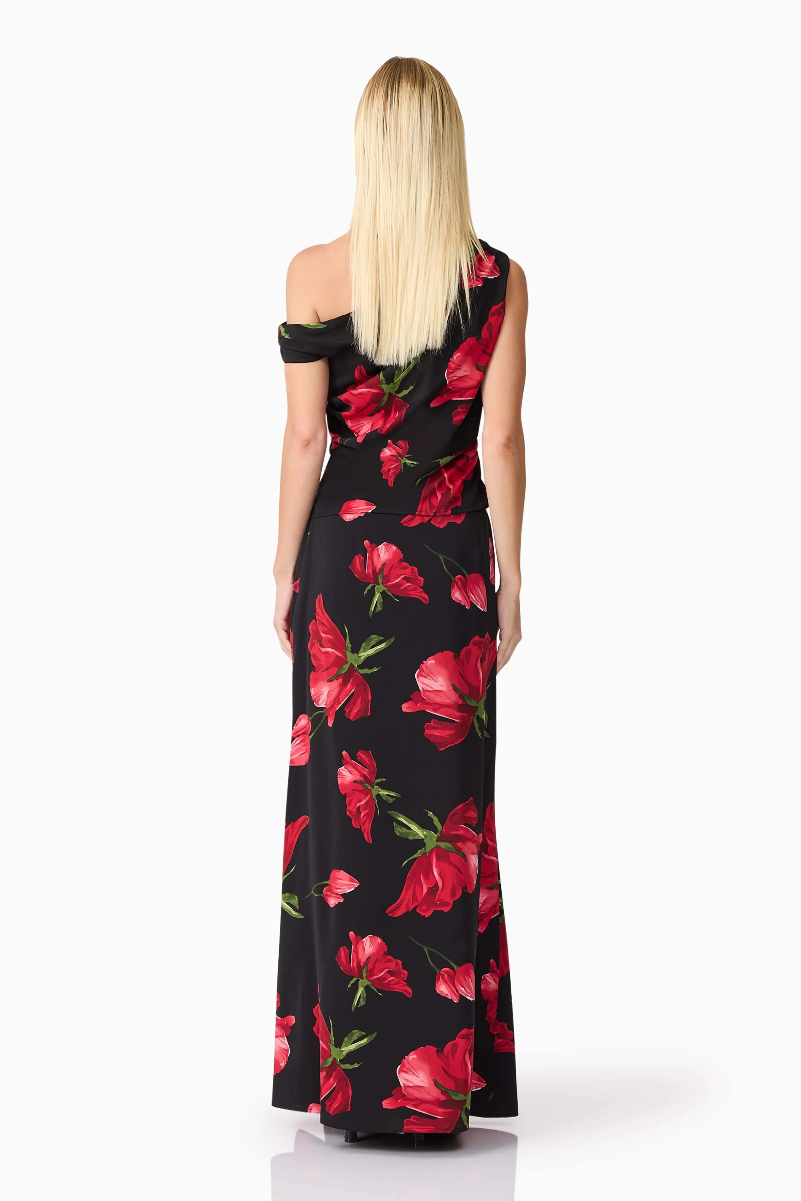 CURAAE Valetta Floral Set in Black & Red sold by Elliatt product image thumbnail 4