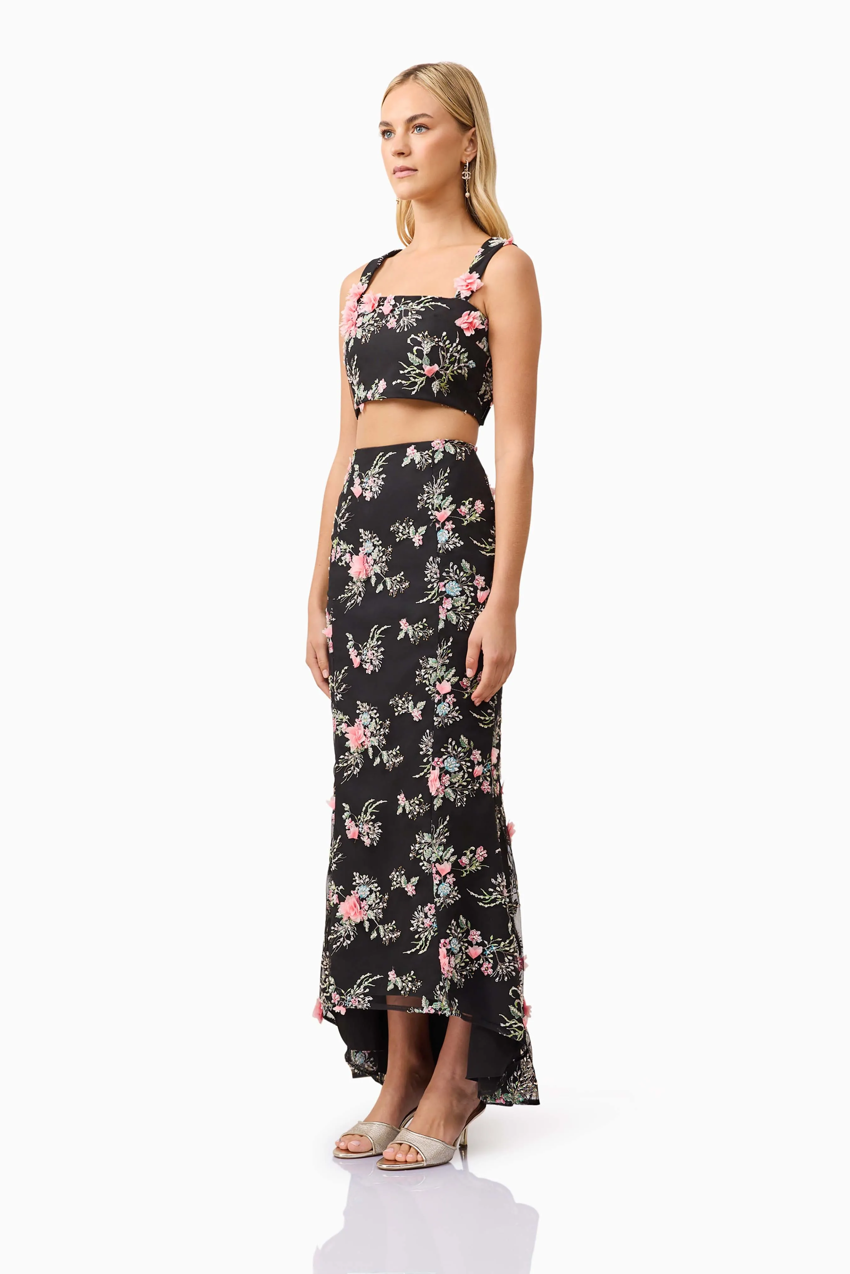 Gaia Floral Set in Black sold by Elliatt product image thumbnail 3