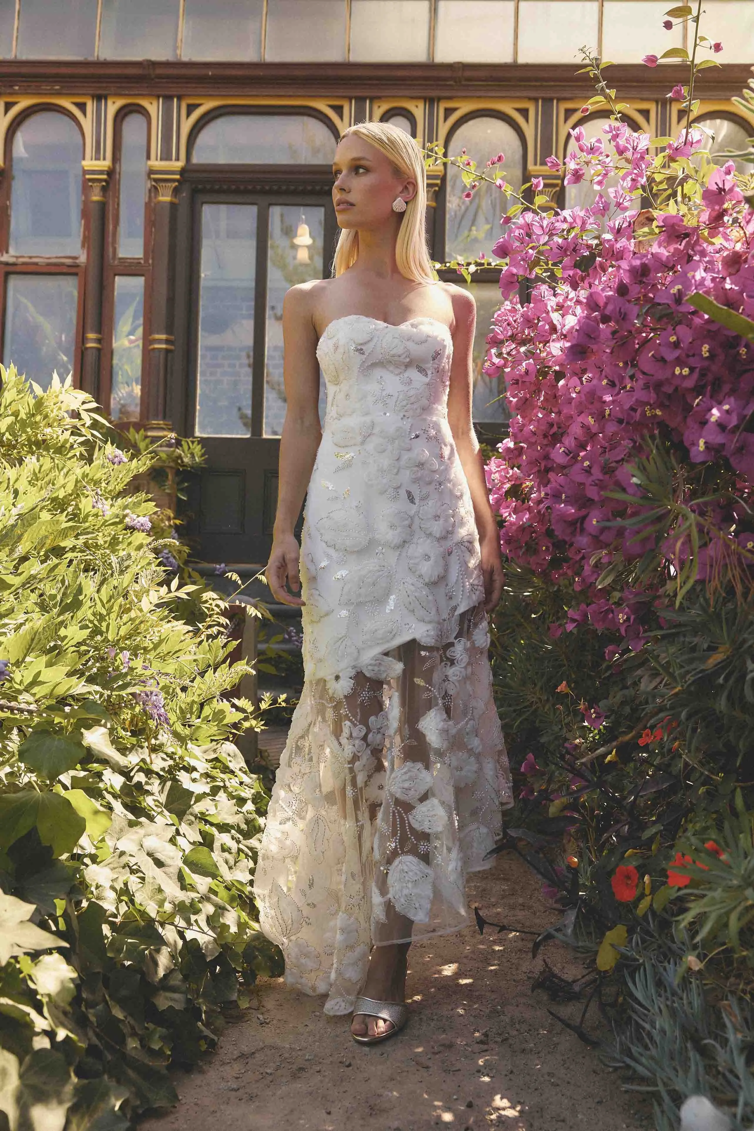 Carol Strapless Gown in White sold by Elliatt product image thumbnail 2