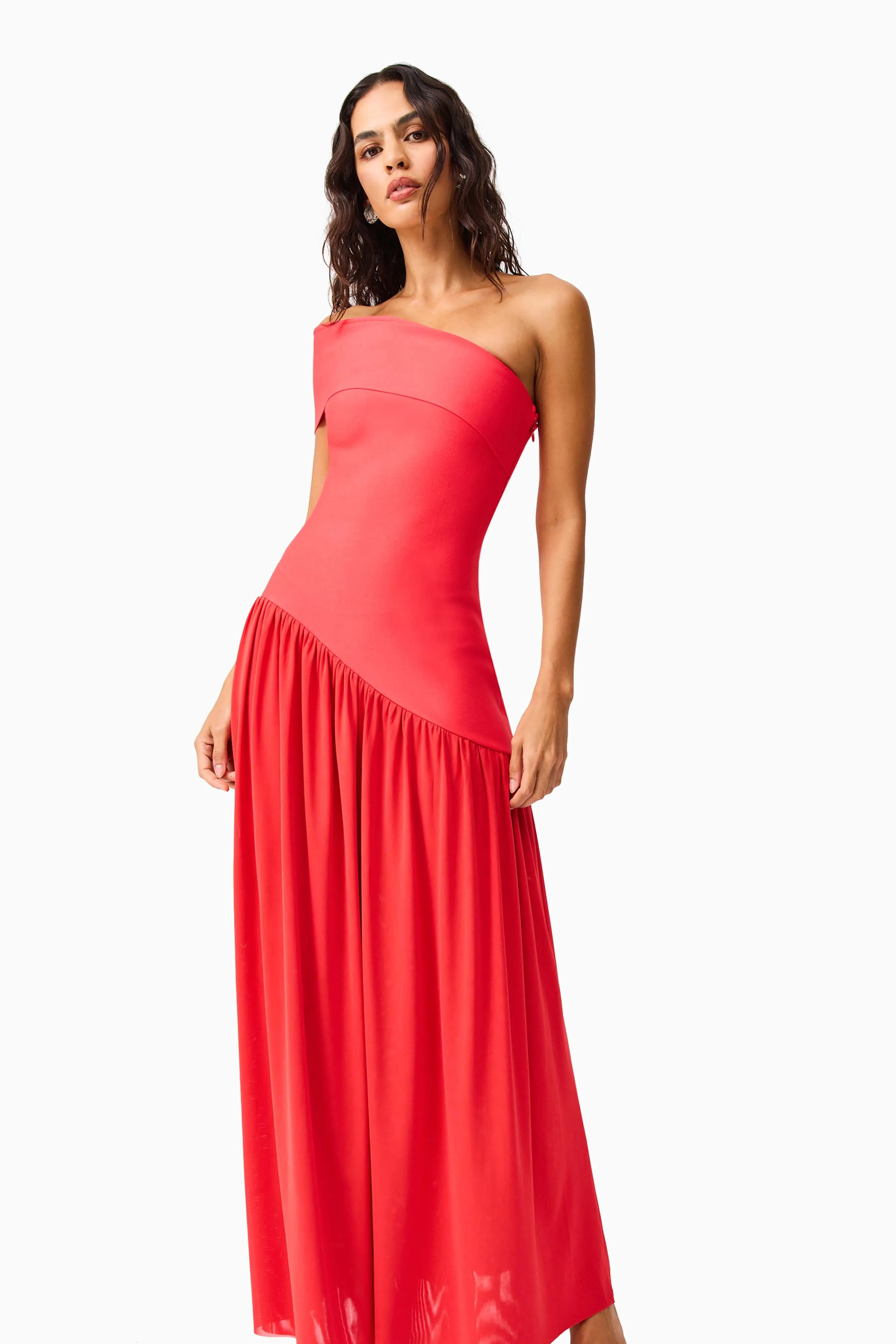 Jesselle Off The Shoulder Gown in Red sold by Elliatt product image thumbnail 4
