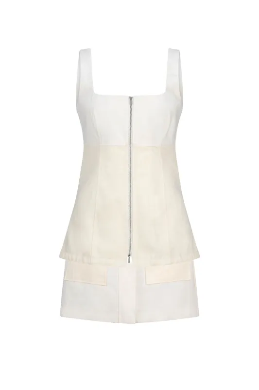 CURAAE Chicago Set in White made by Elliatt