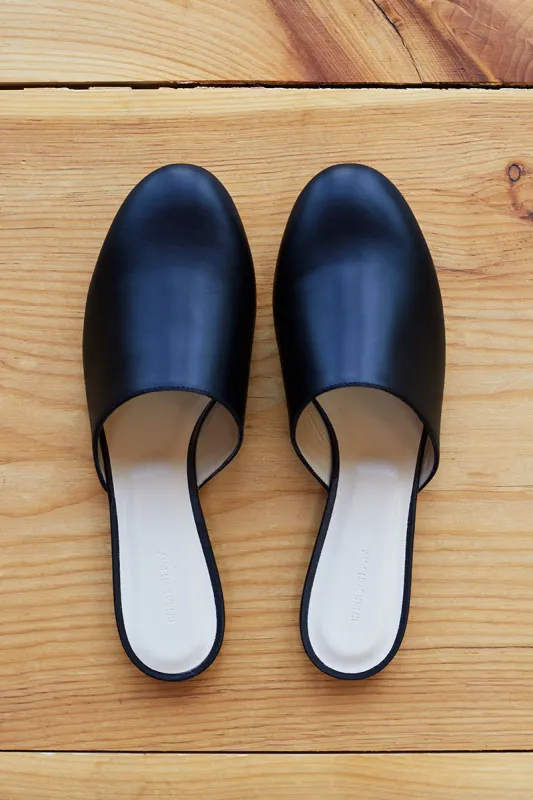 Emerson Slides - Black made by Emerson Fry