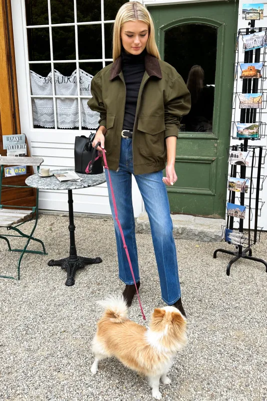 Relaxed Bomber - Basil made by Emerson Fry