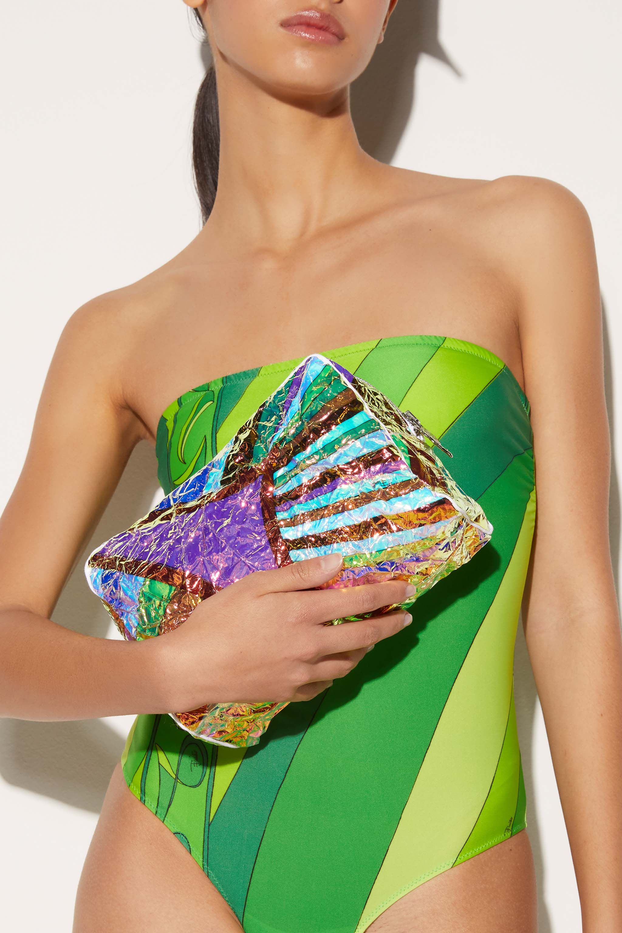 Beauty case medio con stampa Iride iridescente sold by Emilio Pucci product image thumbnail 2
