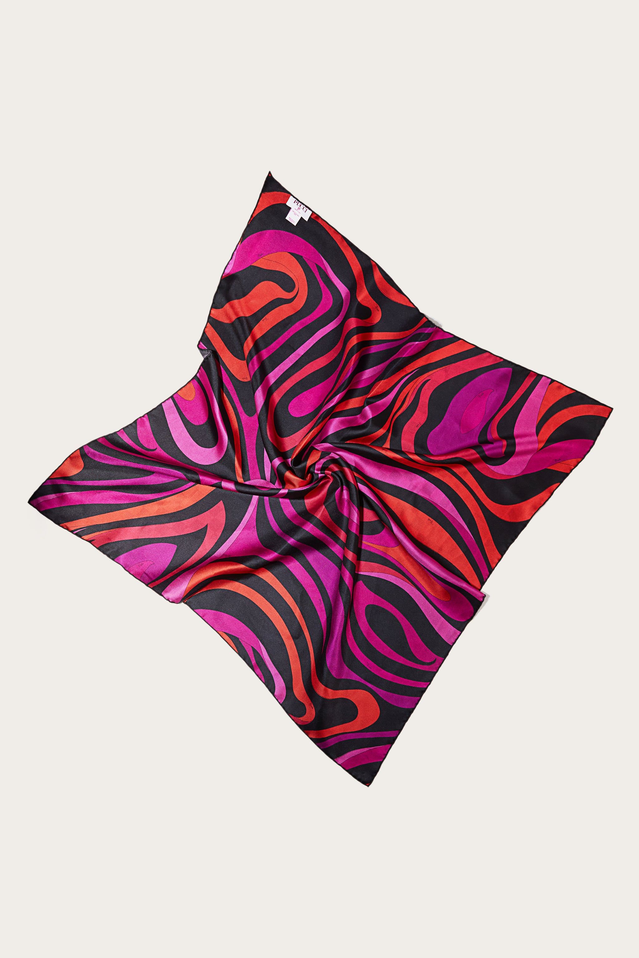 Carré grande in seta con stampe Giardino e Marmo sold by Emilio Pucci product image thumbnail 3