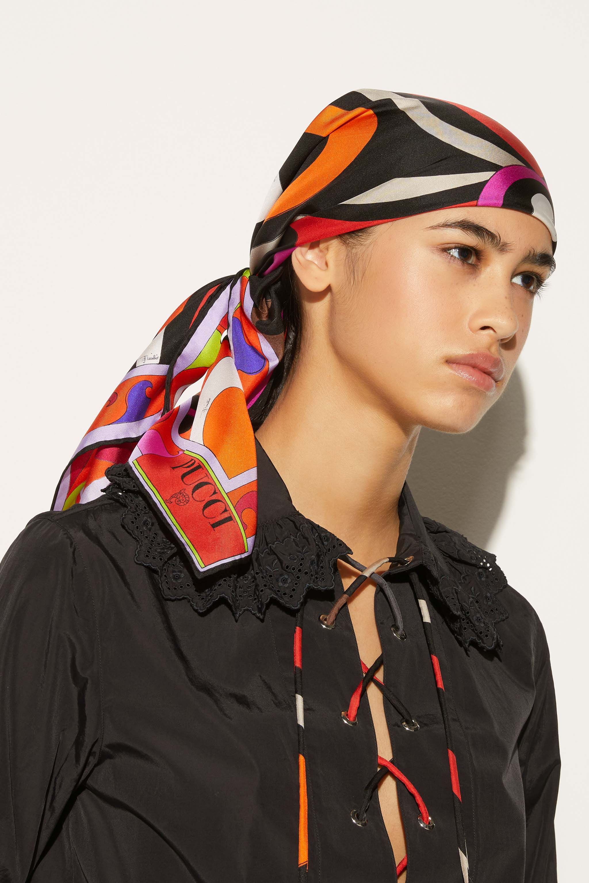 Carré grande in seta con stampa Marmo sold by Emilio Pucci product image thumbnail 2