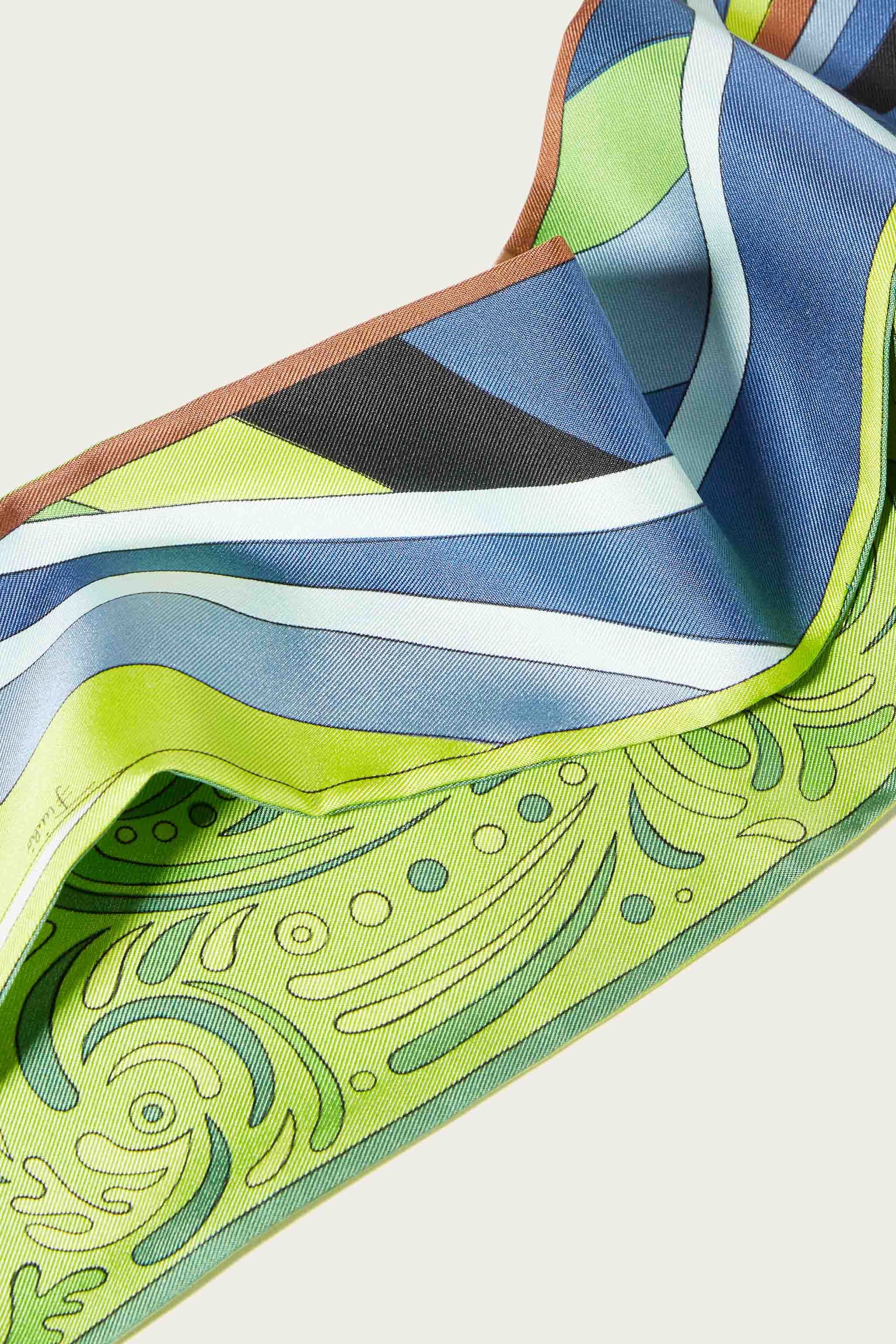 Foulard in seta con stampe Bandana e Iride sold by Emilio Pucci product image thumbnail 4