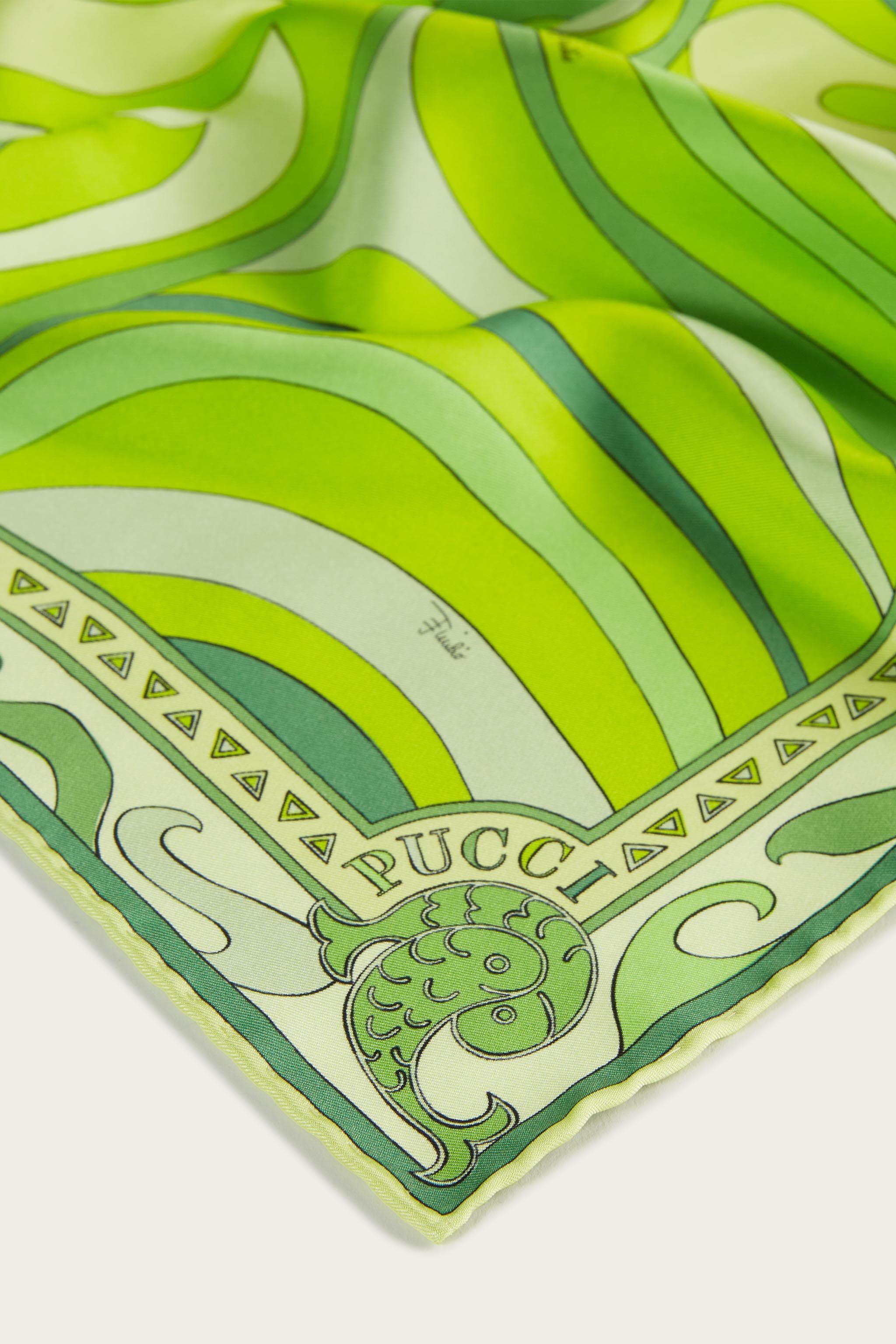 Carré piccolo in seta con stampa Marmo sold by Emilio Pucci product image thumbnail 3