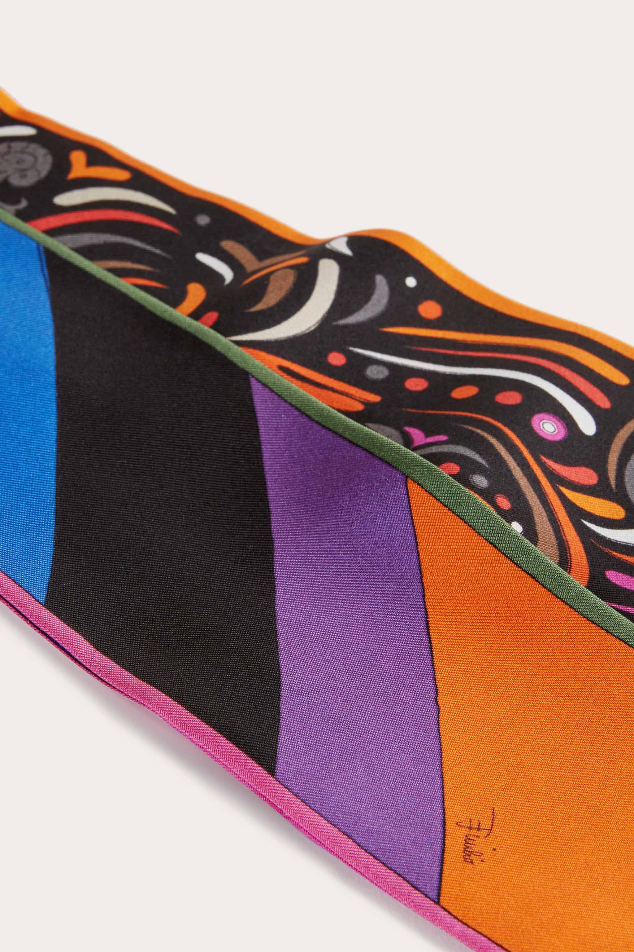 Foulard in seta con stampe Bandana e Iride sold by Emilio Pucci product image thumbnail 4