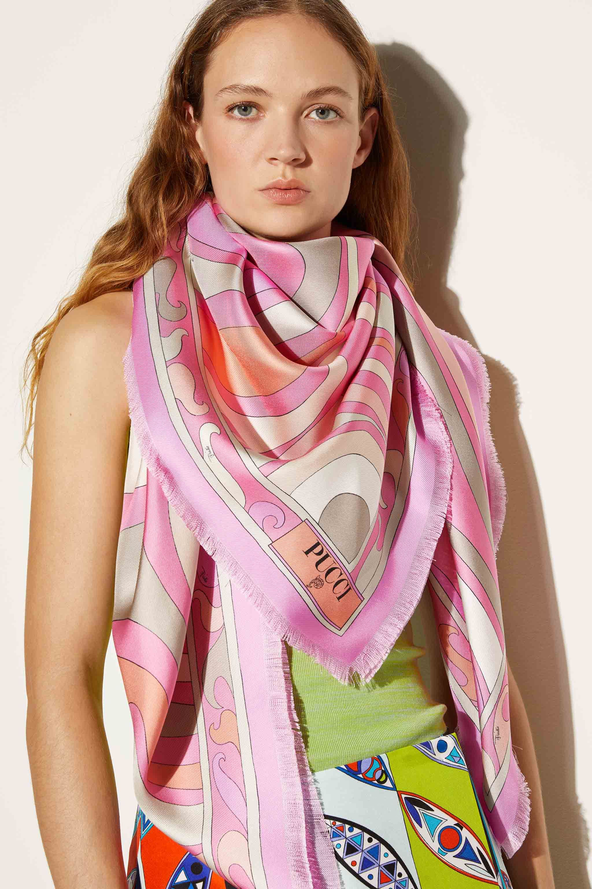 Carré grande in seta con stampa Marmo sold by Emilio Pucci product image thumbnail 2