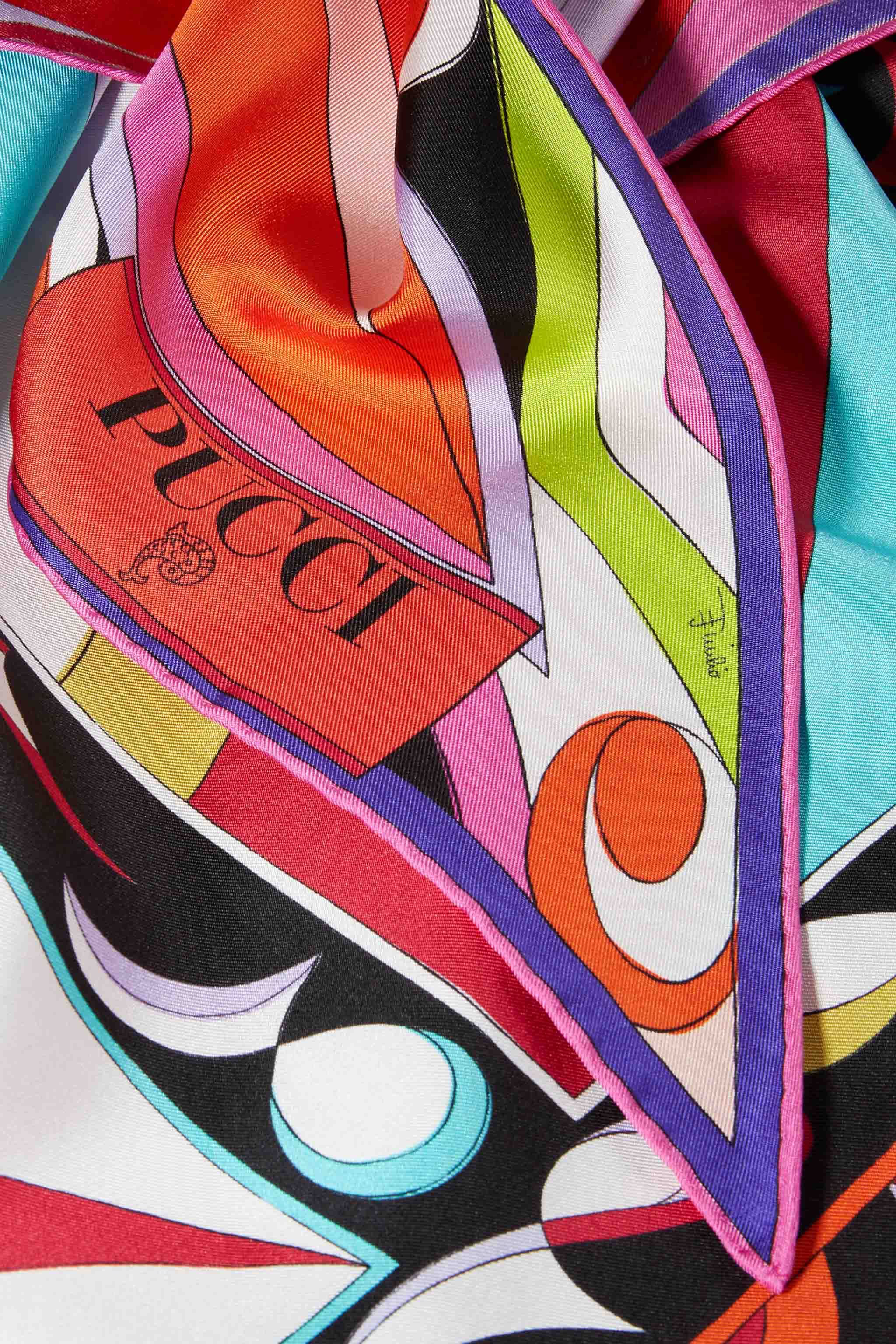 Foulard grande in seta con stampe patchwork sold by Emilio Pucci product image thumbnail 3