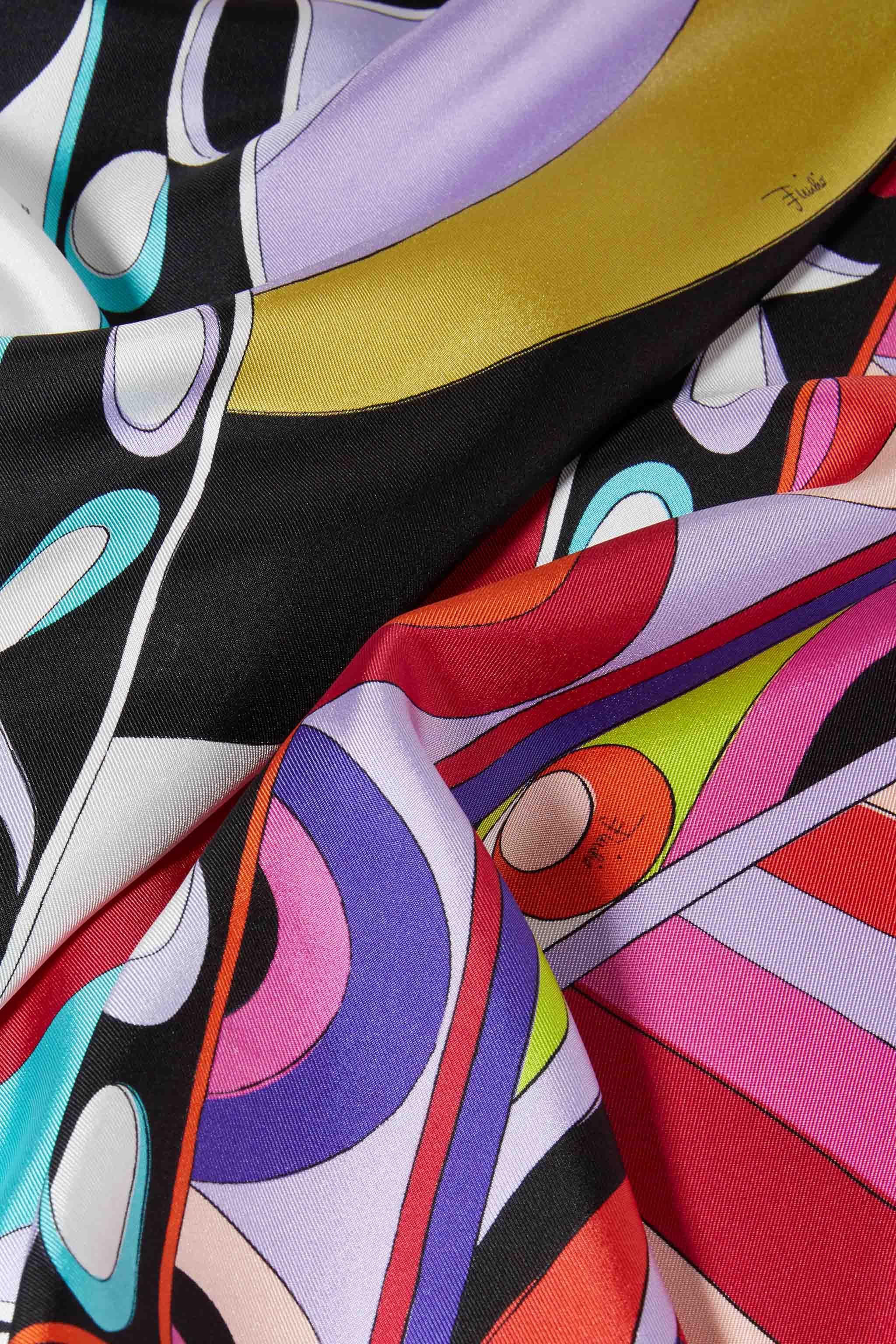 Foulard grande in seta con stampe patchwork sold by Emilio Pucci product image thumbnail 4