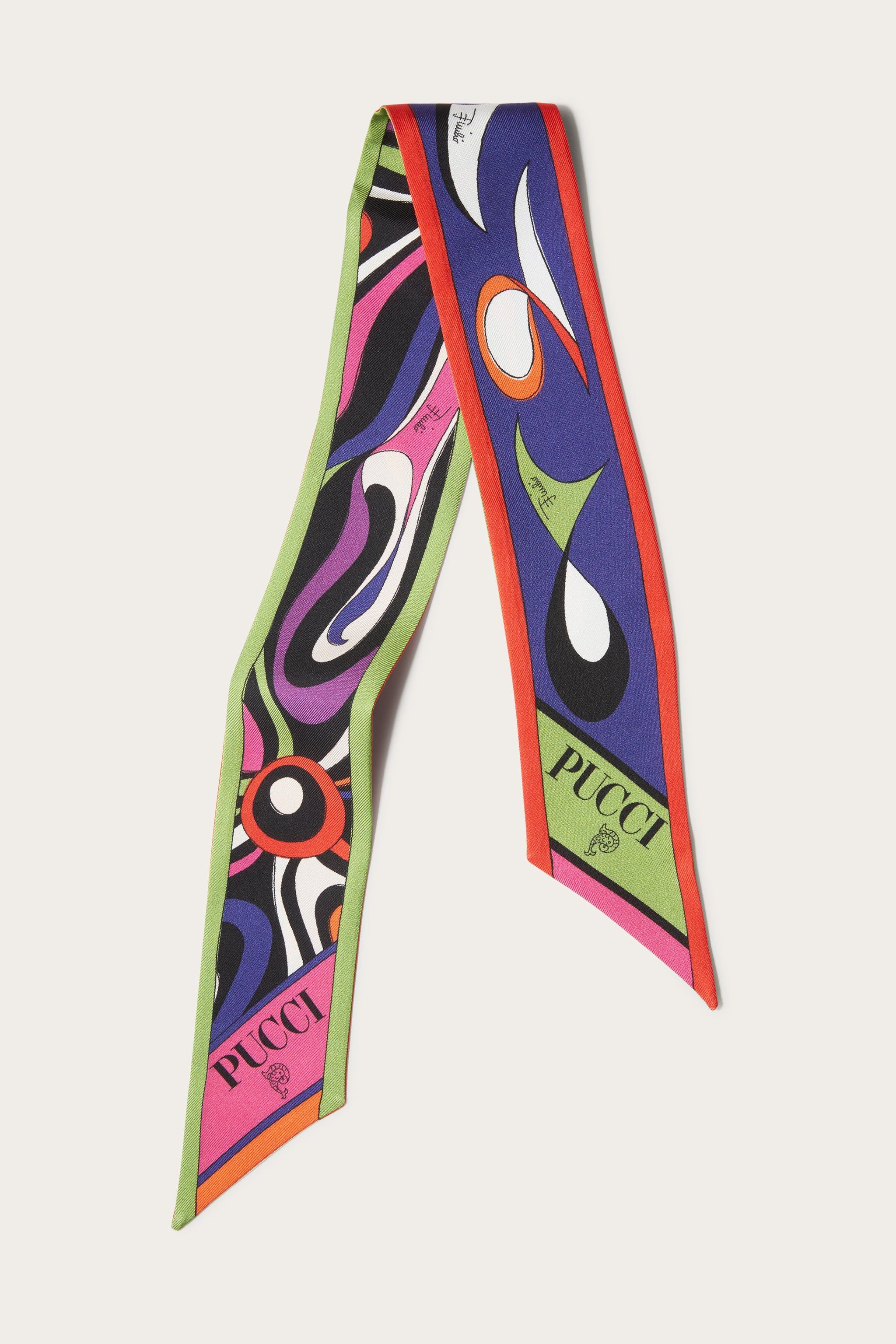 Foulard in seta con stampe Marmo e Pesci sold by Emilio Pucci
