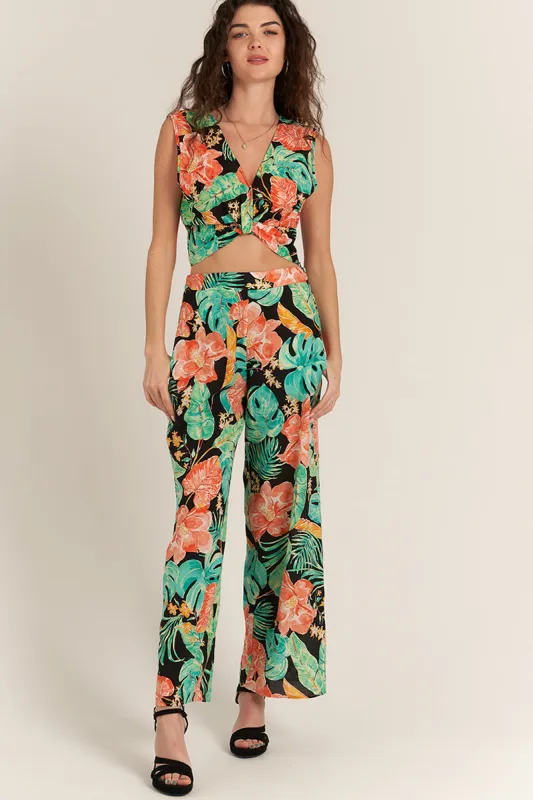 Gabriela Set sold by En Creme